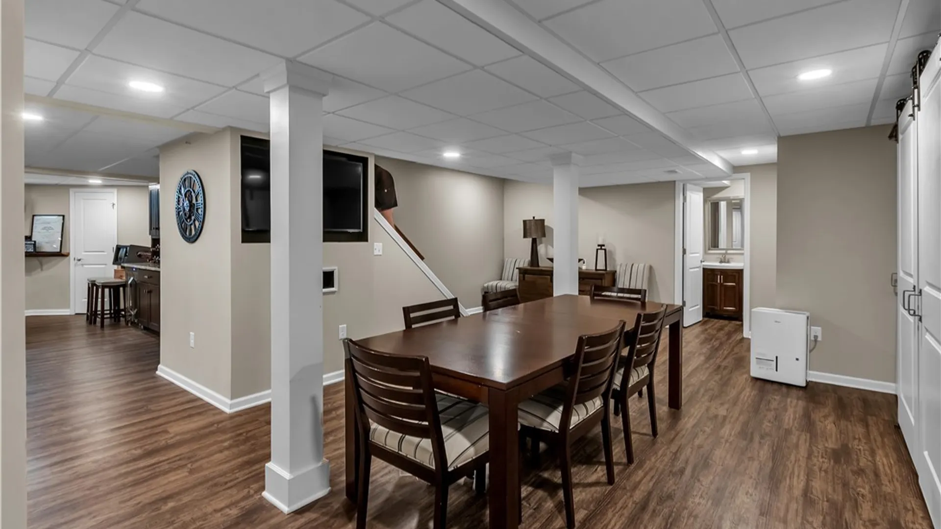 Property at 8059 Laurel Park Ln, Clarence, NY 14051 22
