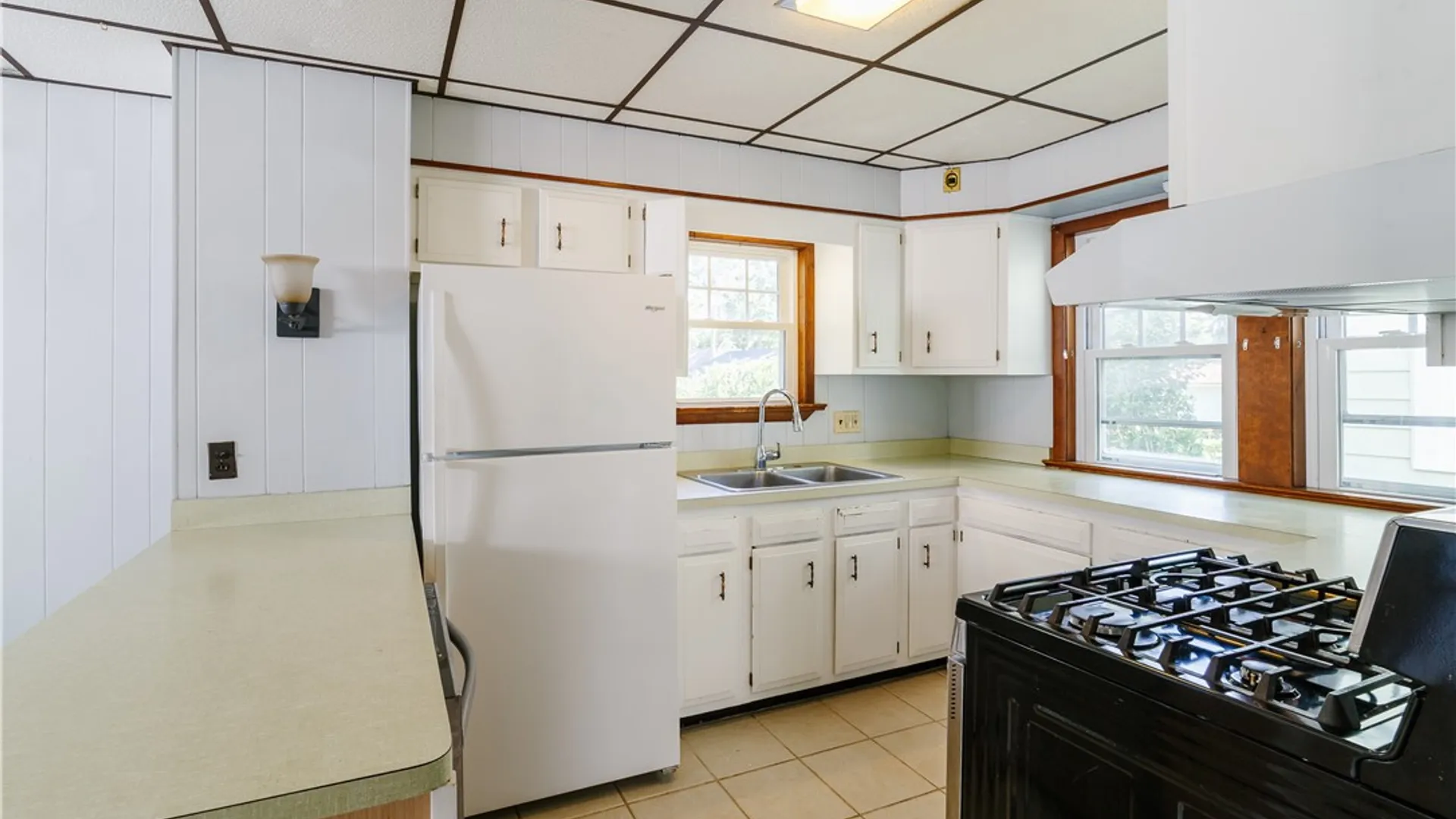 Property at 52 Indiana Street, Rochester, NY 14609 10