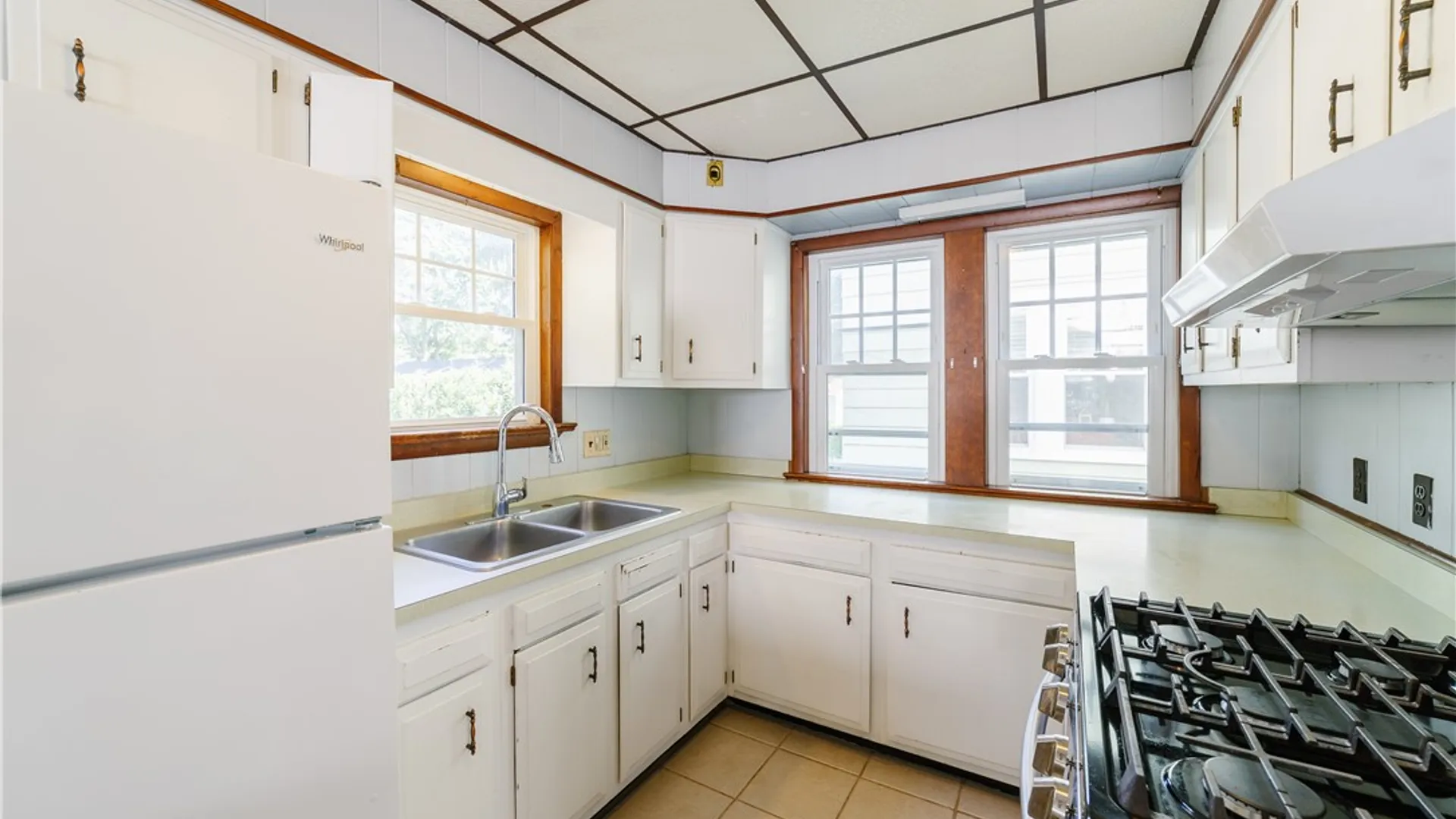 Property at 52 Indiana Street, Rochester, NY 14609 11