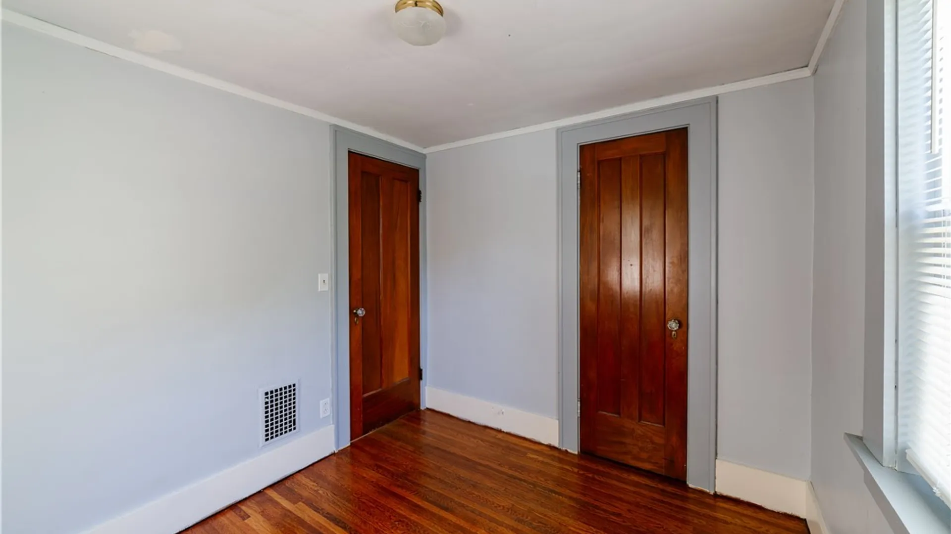 Property at 52 Indiana Street, Rochester, NY 14609 16