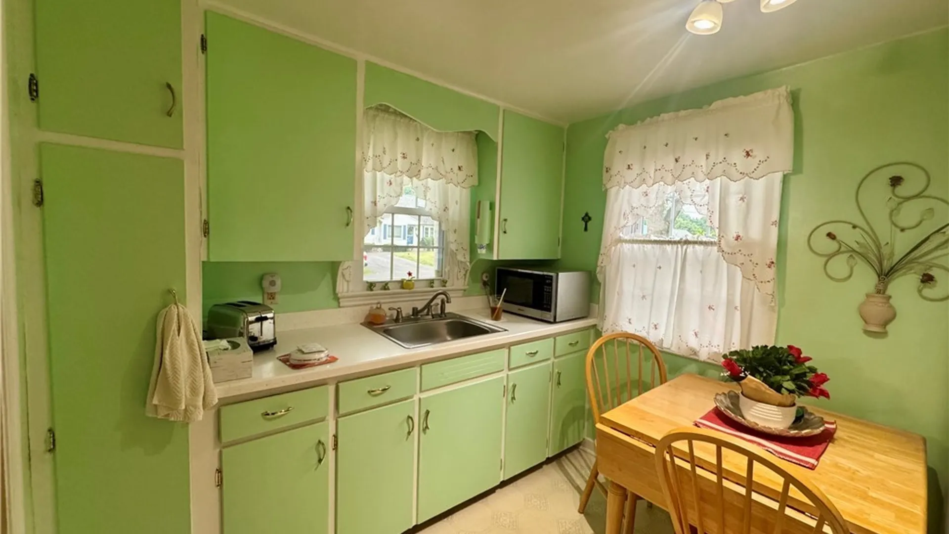 Property at 125 Crystal Drive, Clay, NY 13212 15