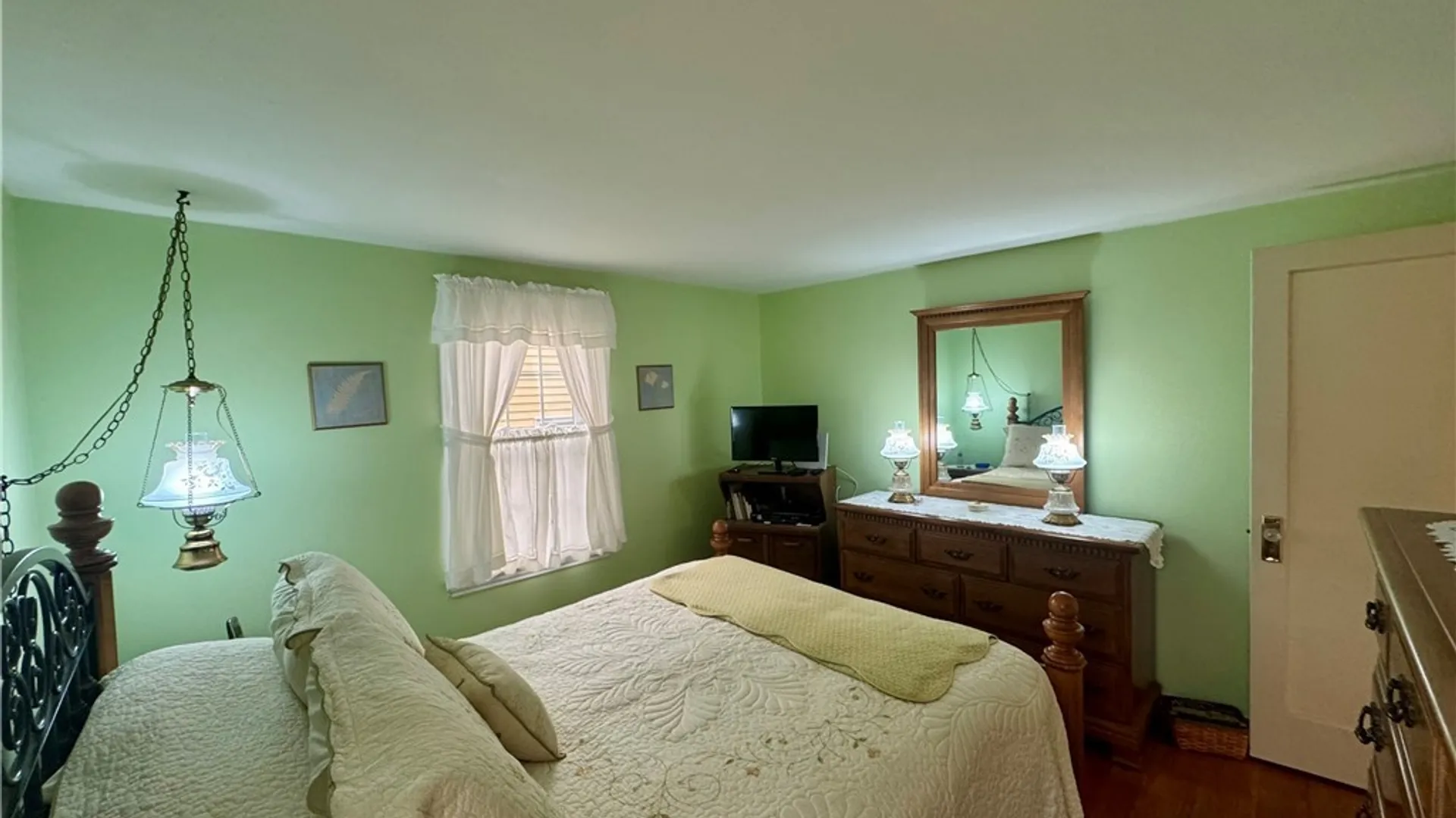 Property at 125 Crystal Drive, Clay, NY 13212 18