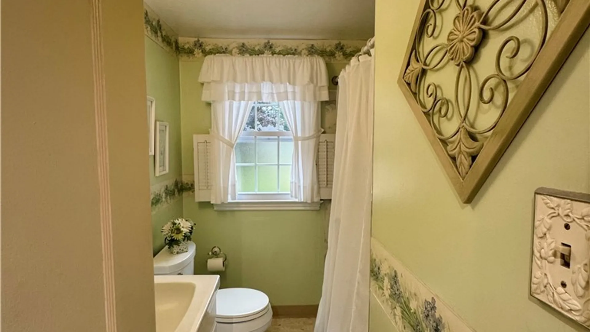 Property at 125 Crystal Drive, Clay, NY 13212 21