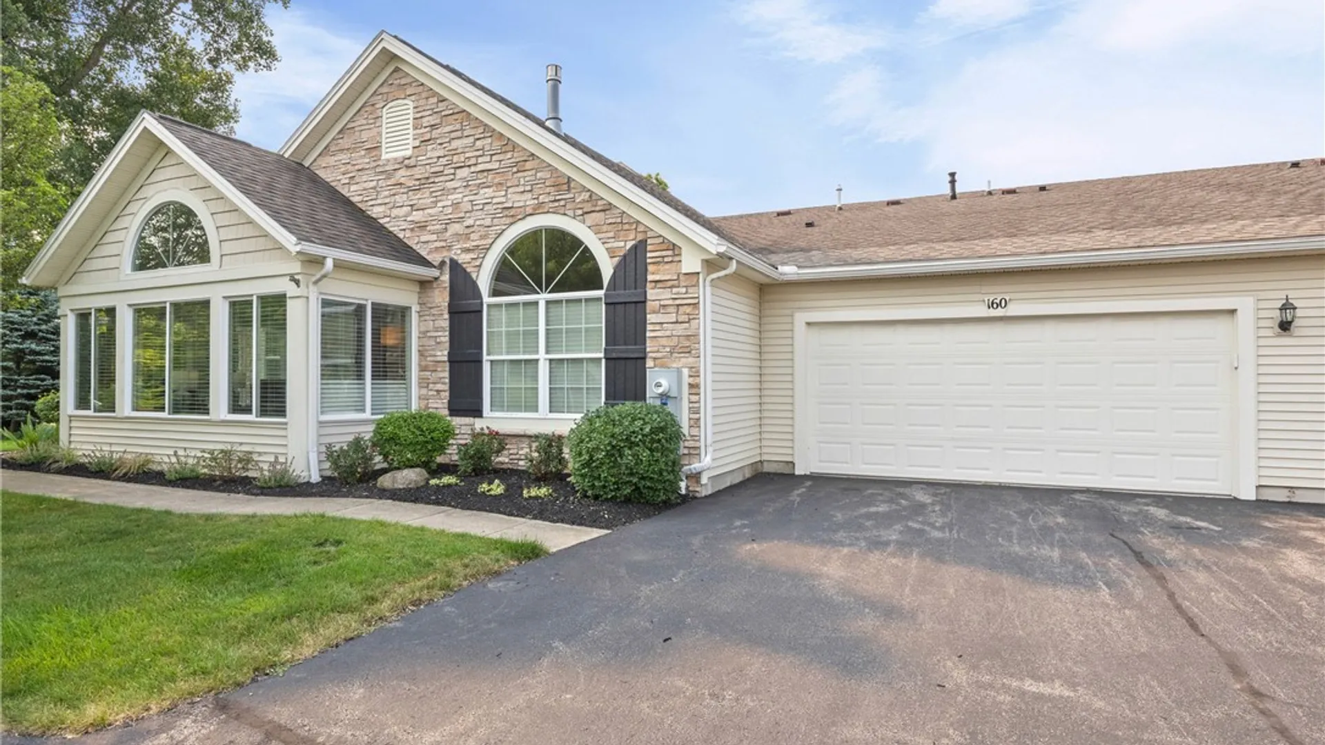 Property at 160 Maryview Drive, Penfield, NY 14580 5