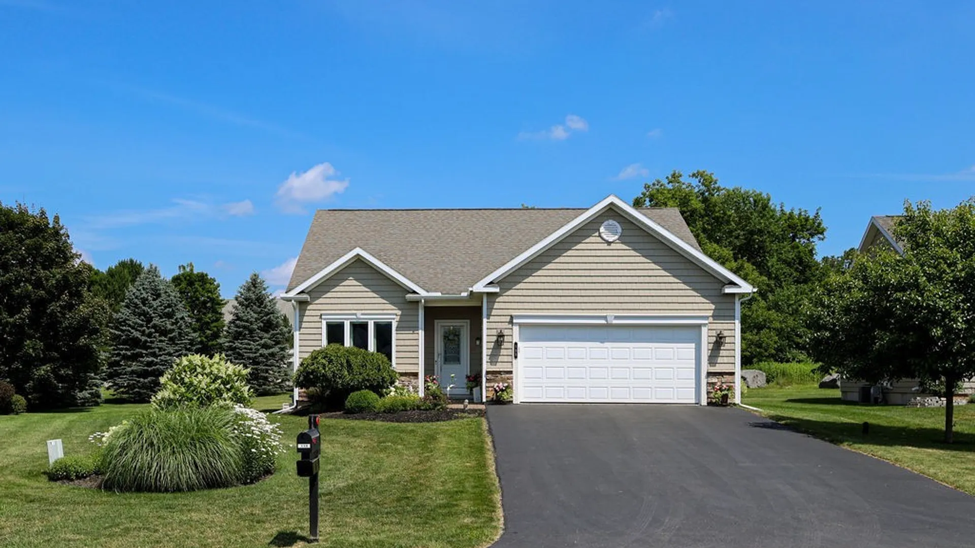 Property at 133 Edwards Falls Lane, Manlius, NY 13104 48