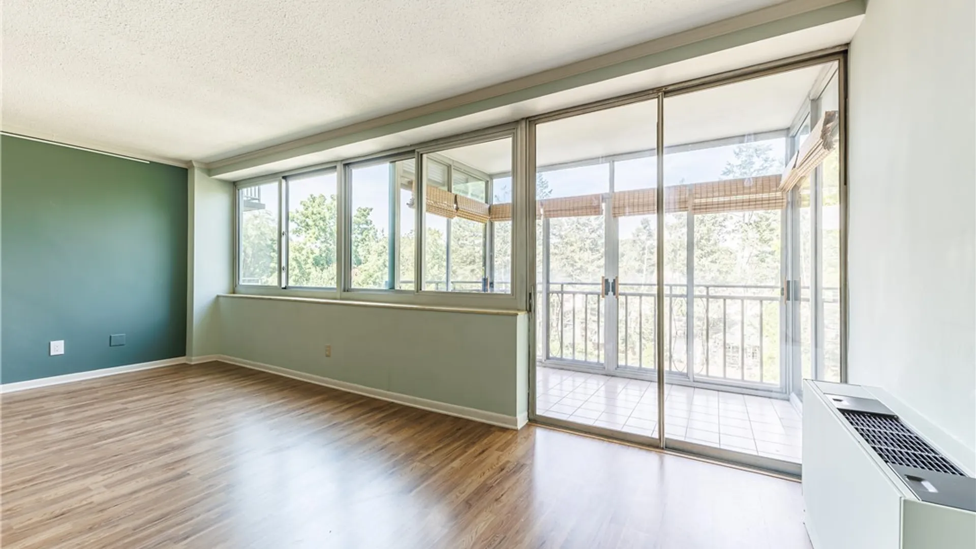 Property at 1400 East Avenue, Rochester, NY 14610 15