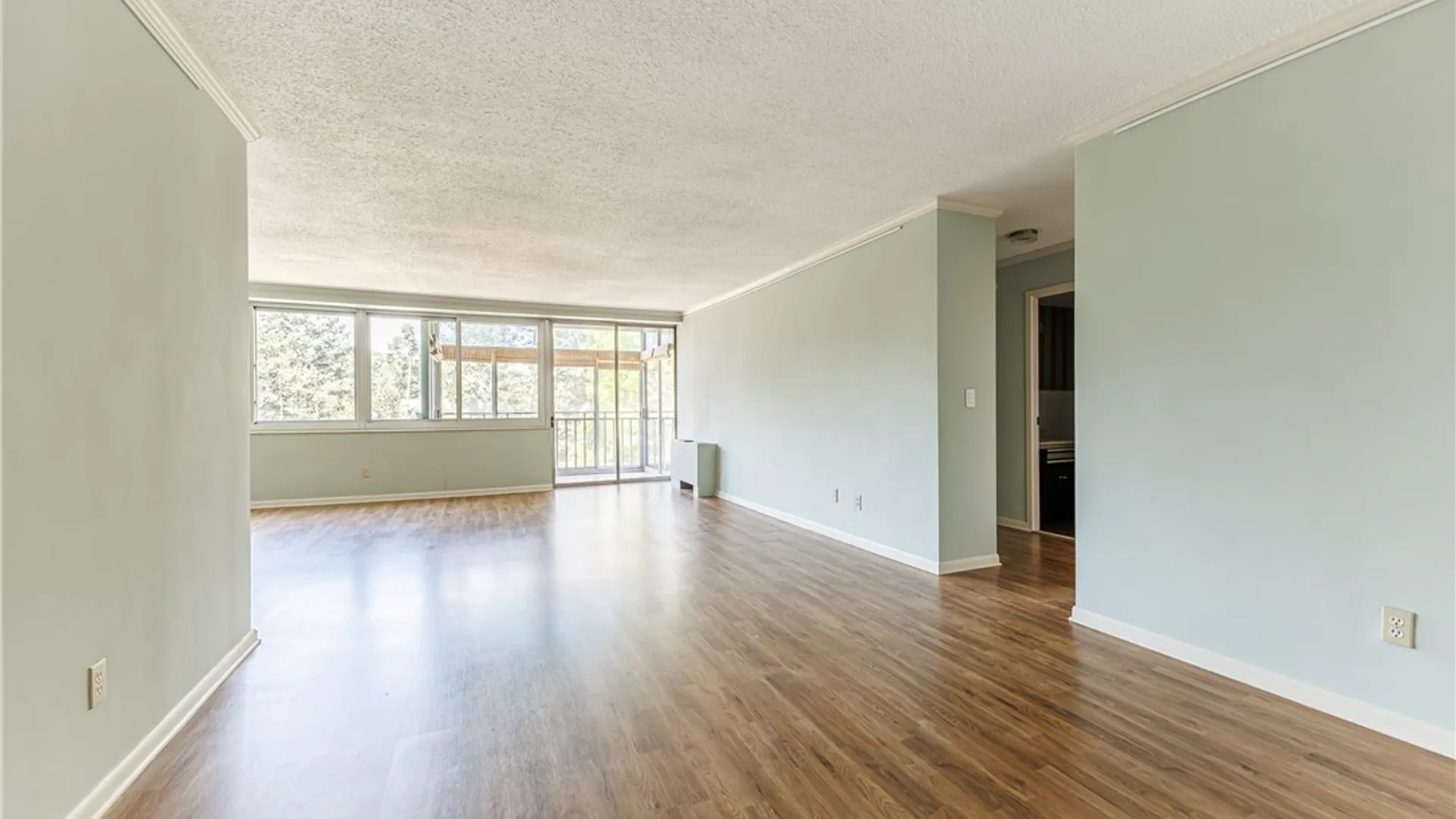 Property at 1400 East Avenue, Rochester, NY 14610 16