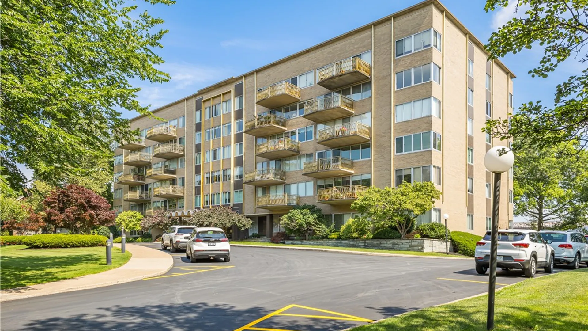 Property at 1400 East Avenue, Rochester, NY 14610 28