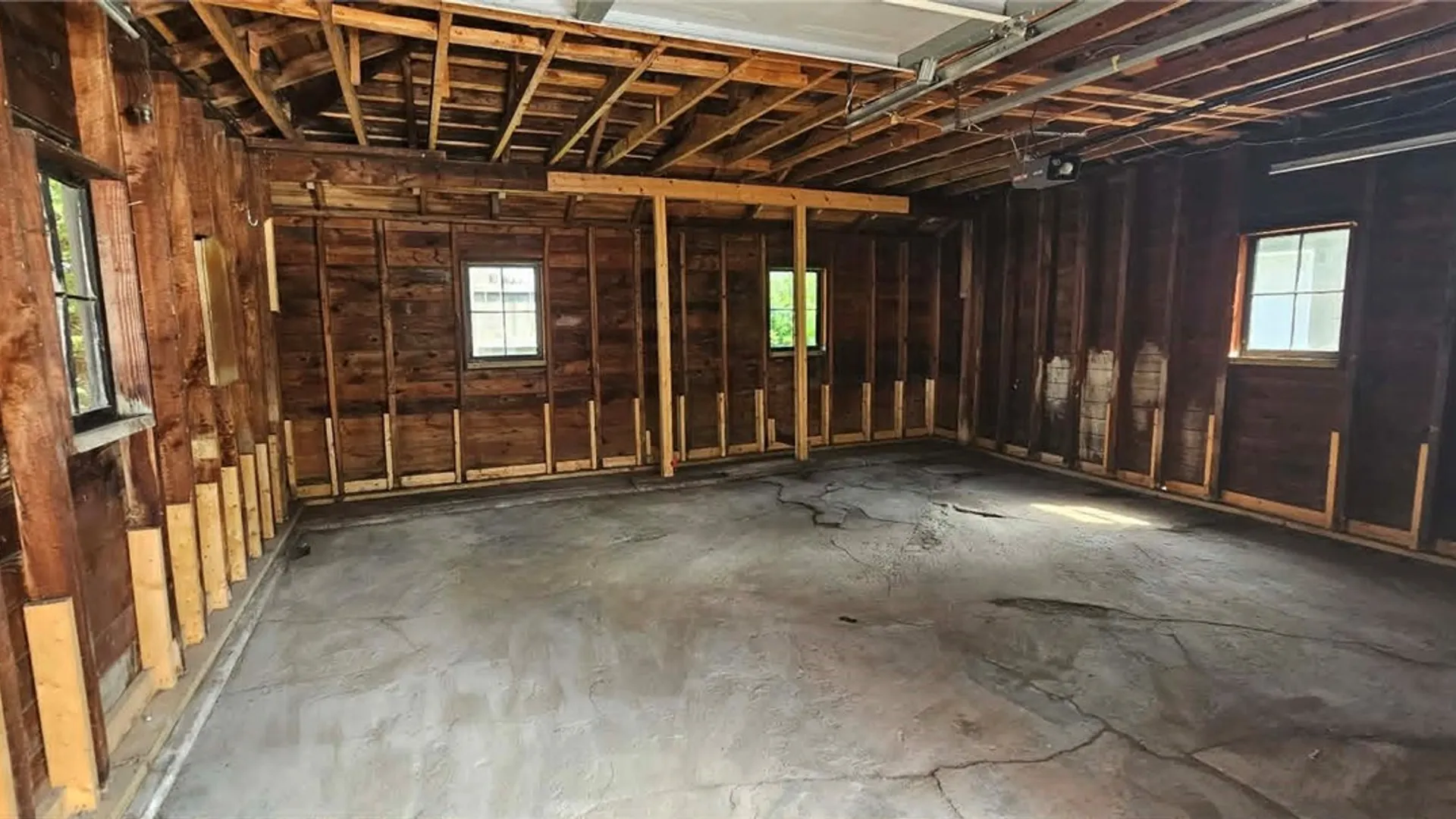 Property at 305 E Garden Street, Rome, NY 13440 28