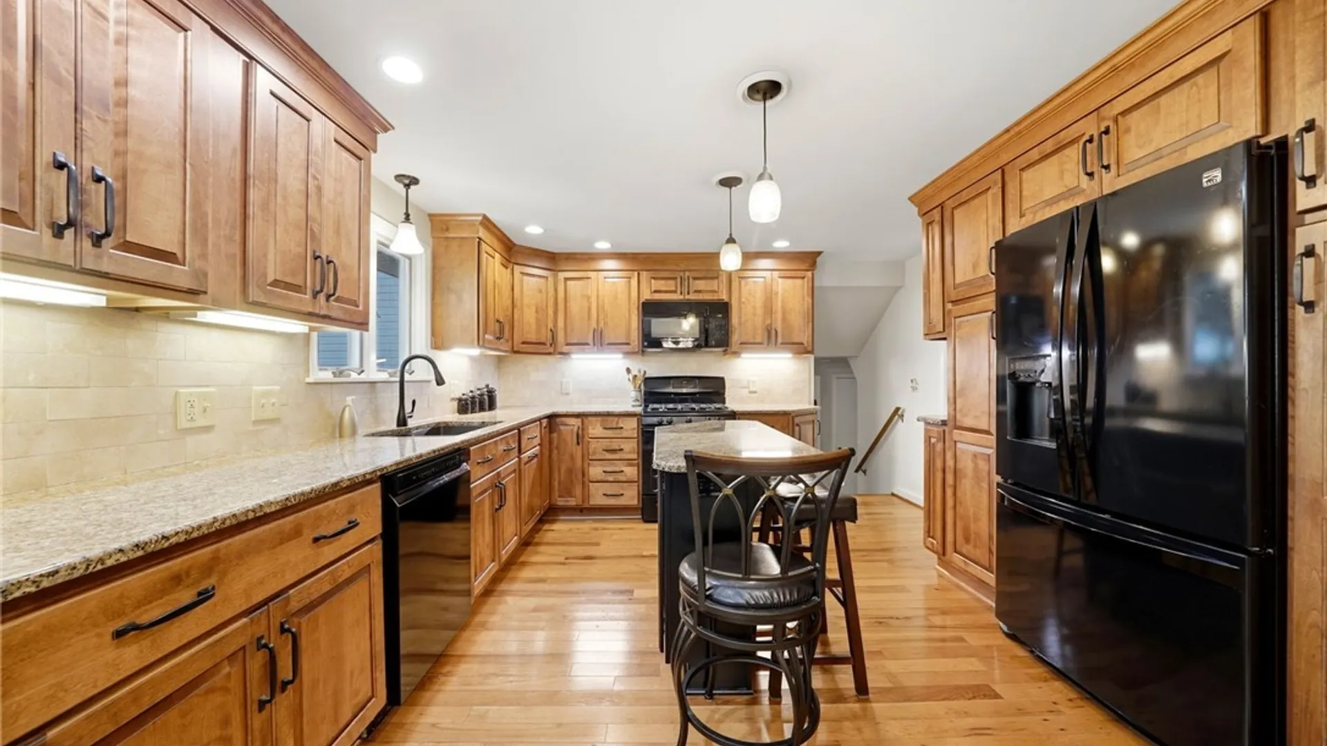 Property at 83 Wickham Drive, Amherst, NY 14221 6