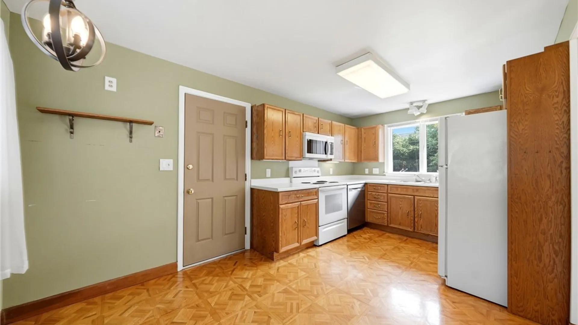 Property at 103 Colony Court, Amherst, NY 14226 21