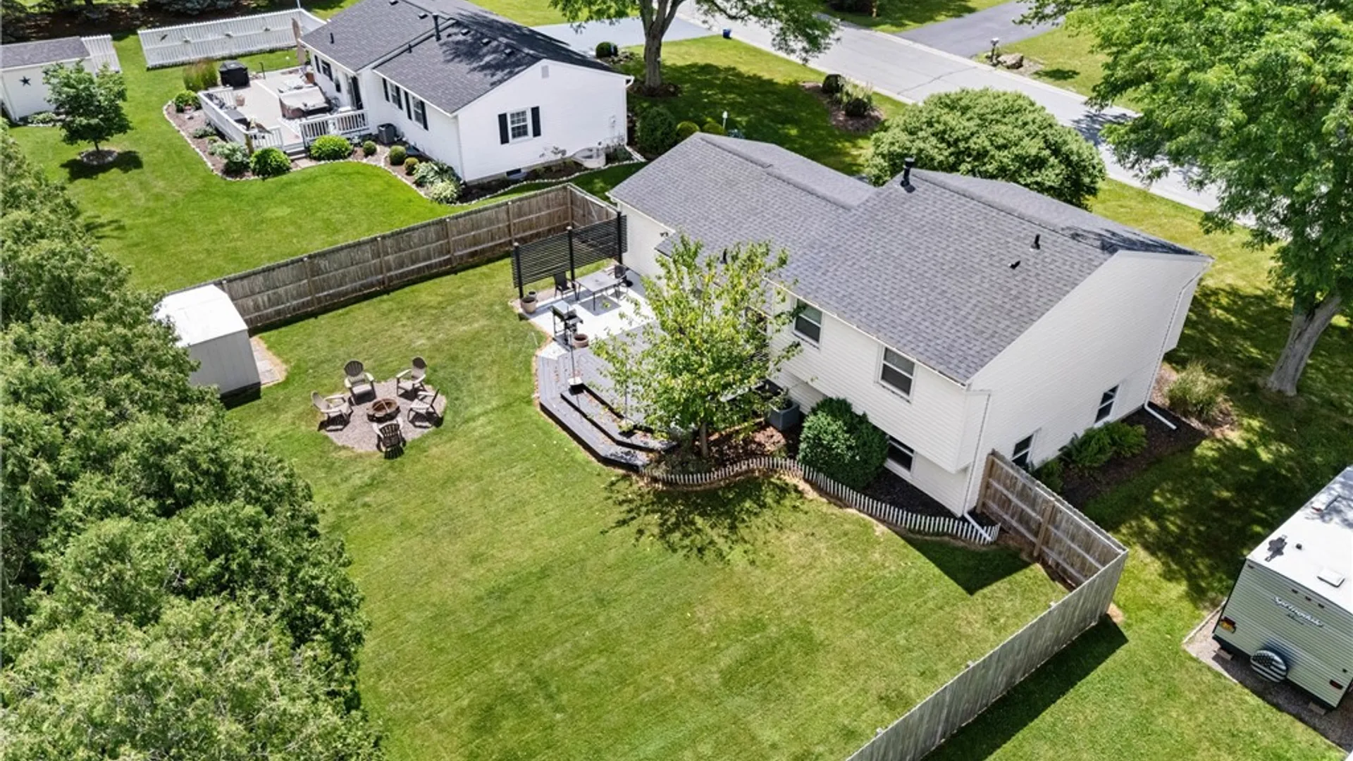 Property at 1747 Elmwood Circle, Farmington, NY 14425 49