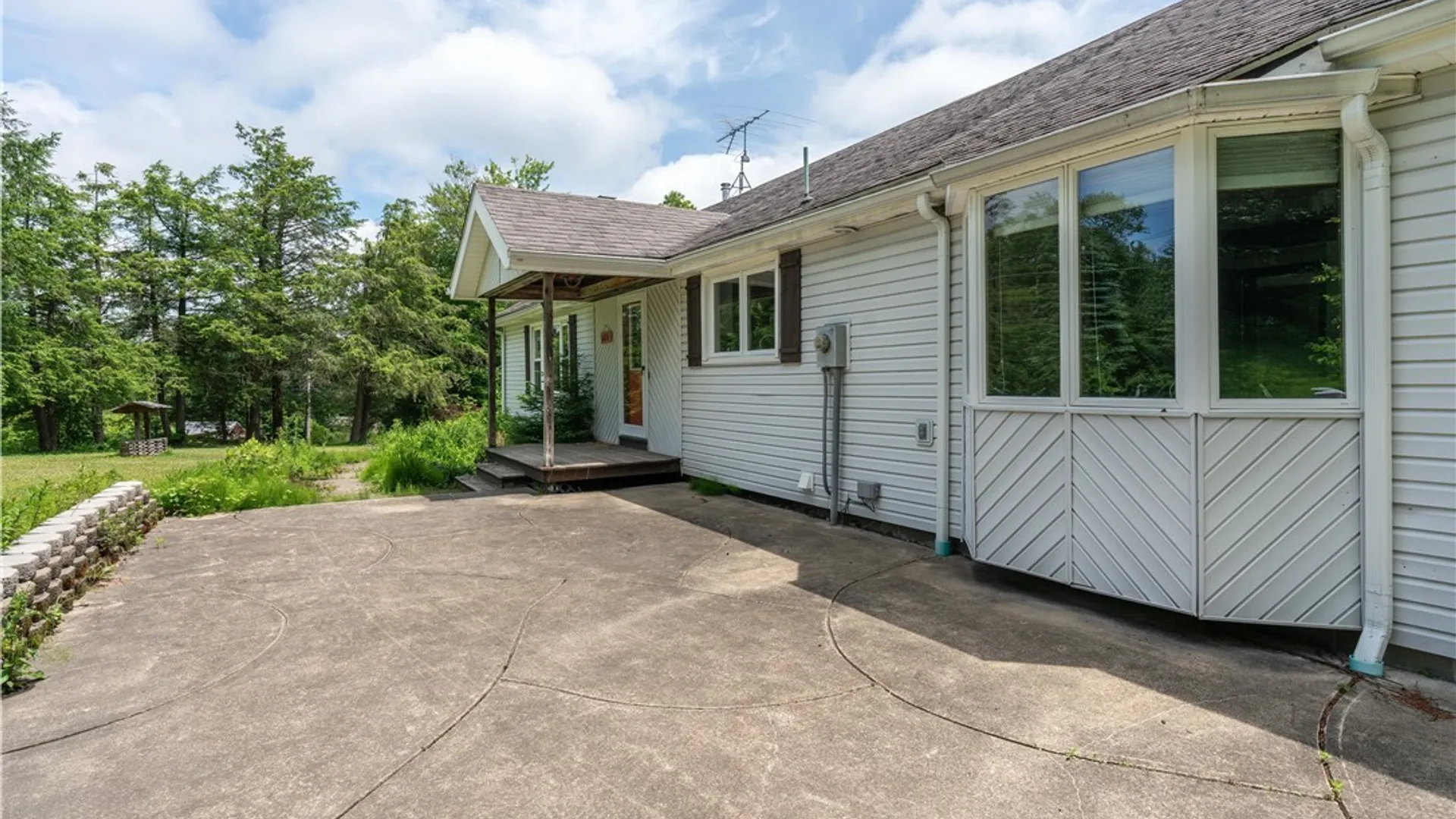 Property at 6691 Brown Hill Road, Concord, NY 14025 15