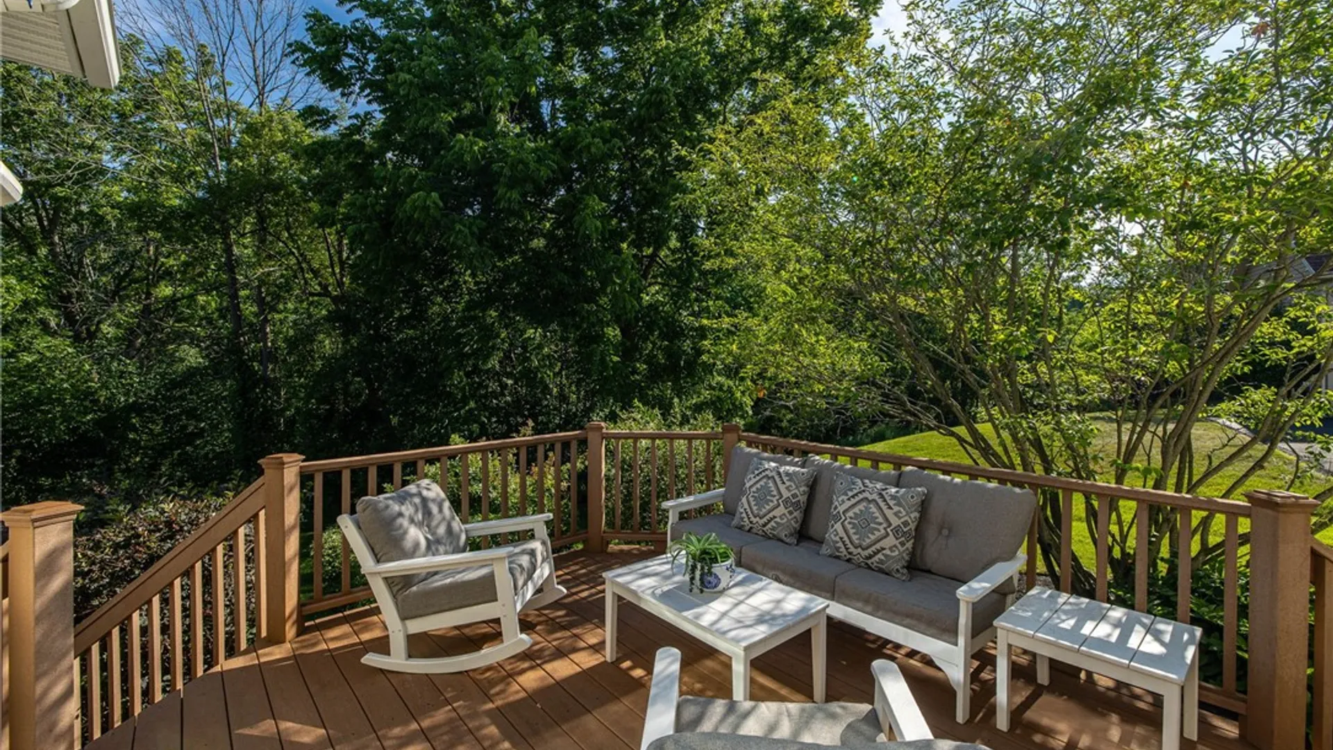Property at 6657 Saint Johns Pkwy, Victor, NY 14564 39