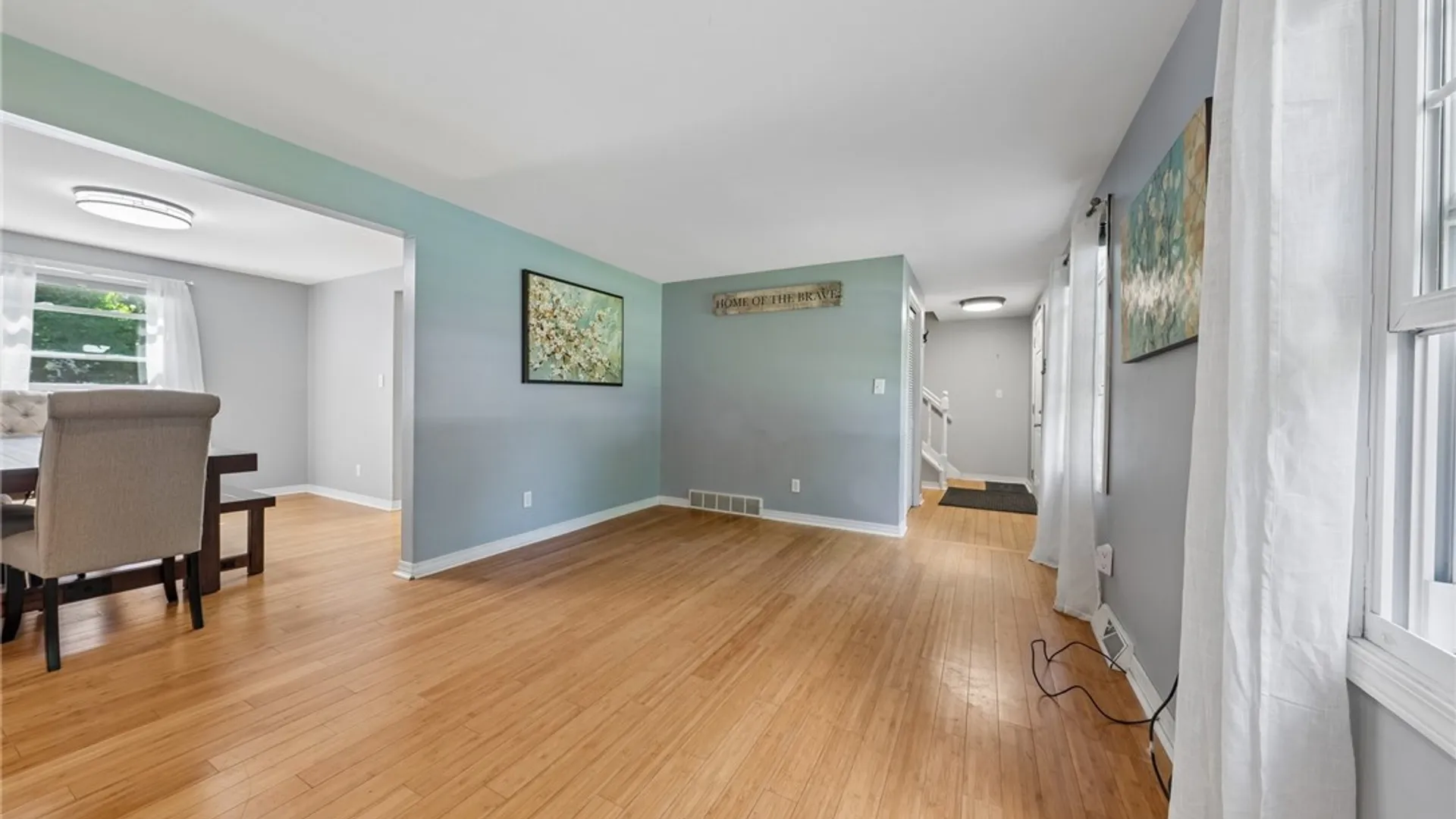 Property at 215 Brockmoore Drive, Amherst, NY 14051 10