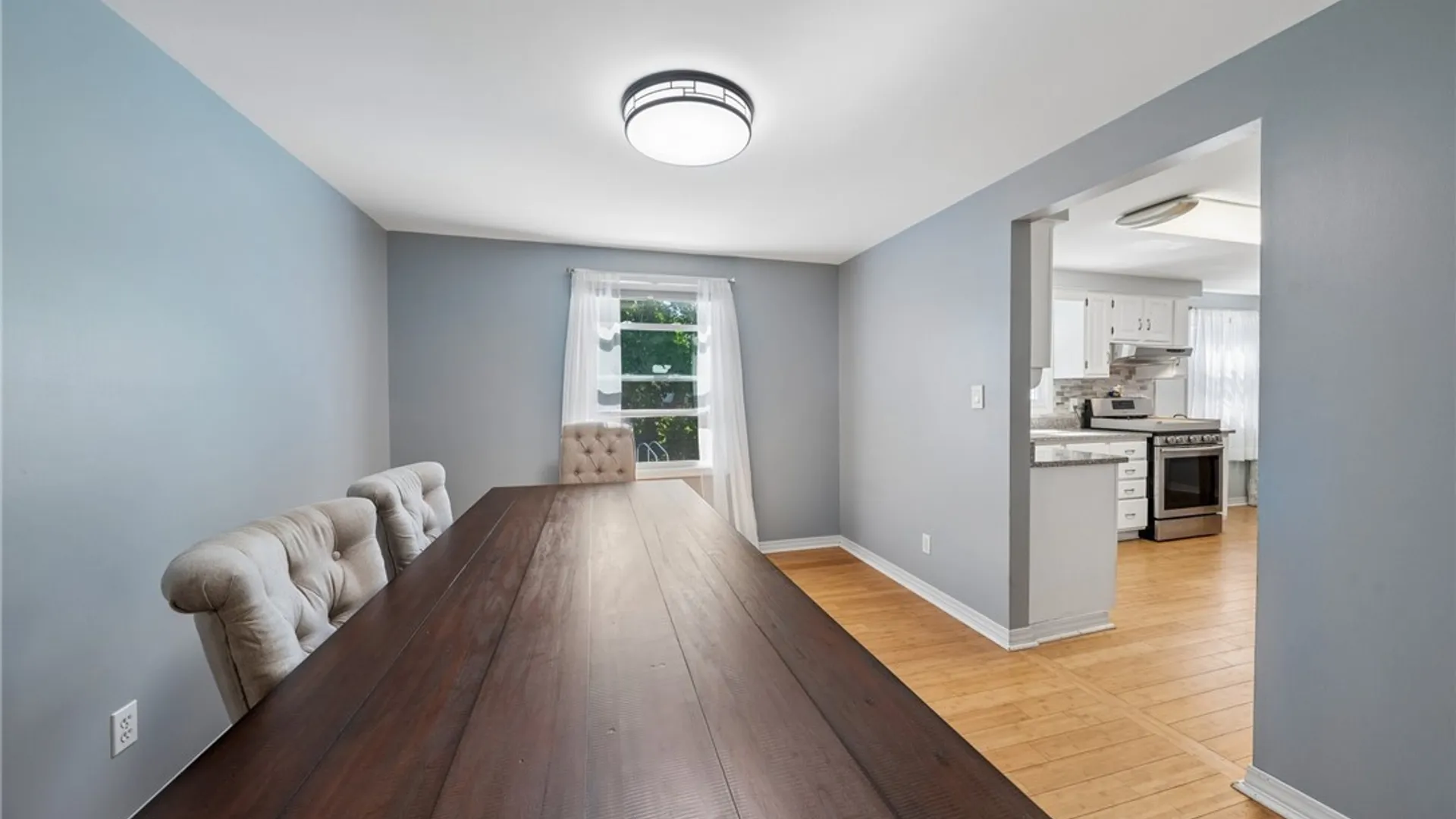 Property at 215 Brockmoore Drive, Amherst, NY 14051 17