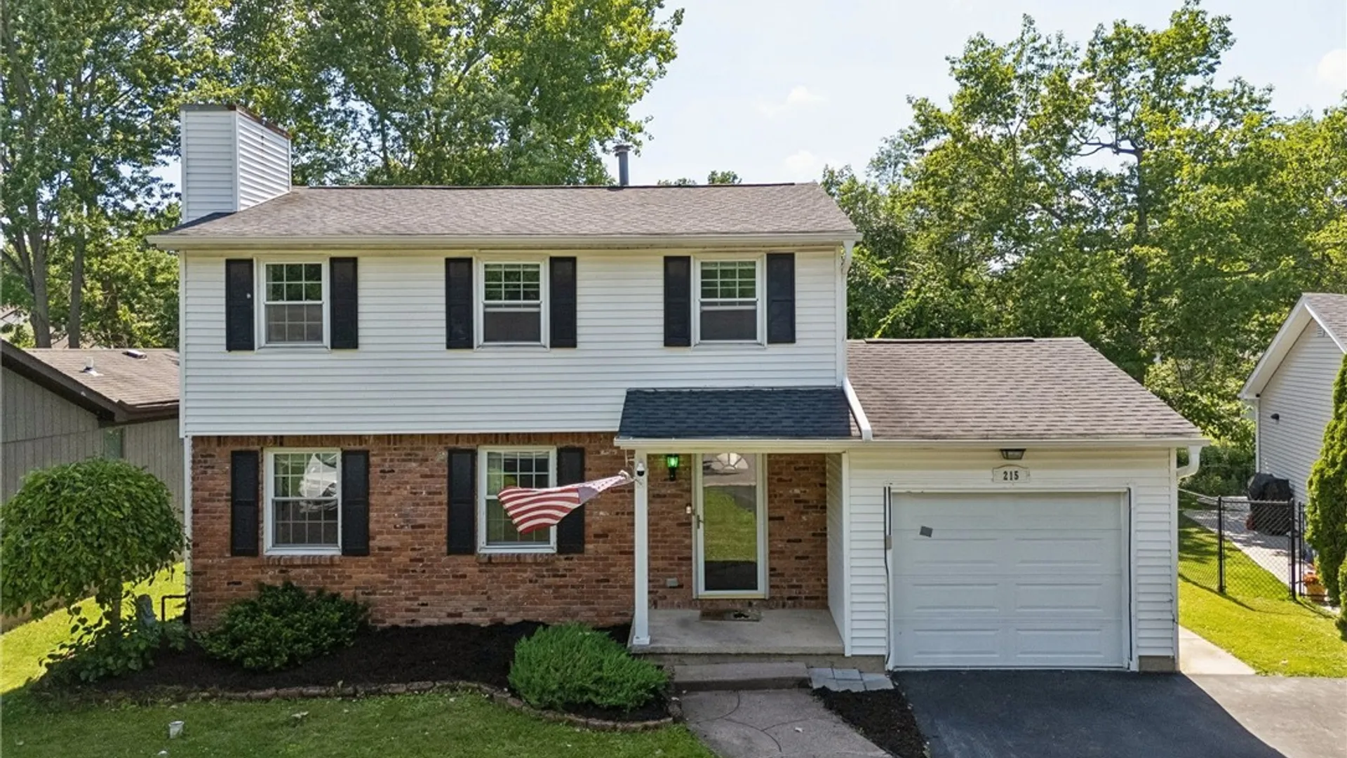 Property at 215 Brockmoore Drive, Amherst, NY 14051 2