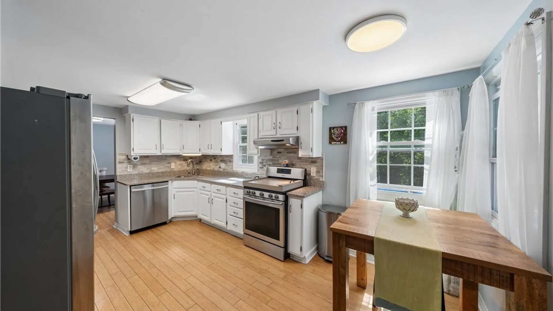 Property at 215 Brockmoore Drive, Amherst, NY 14051 25