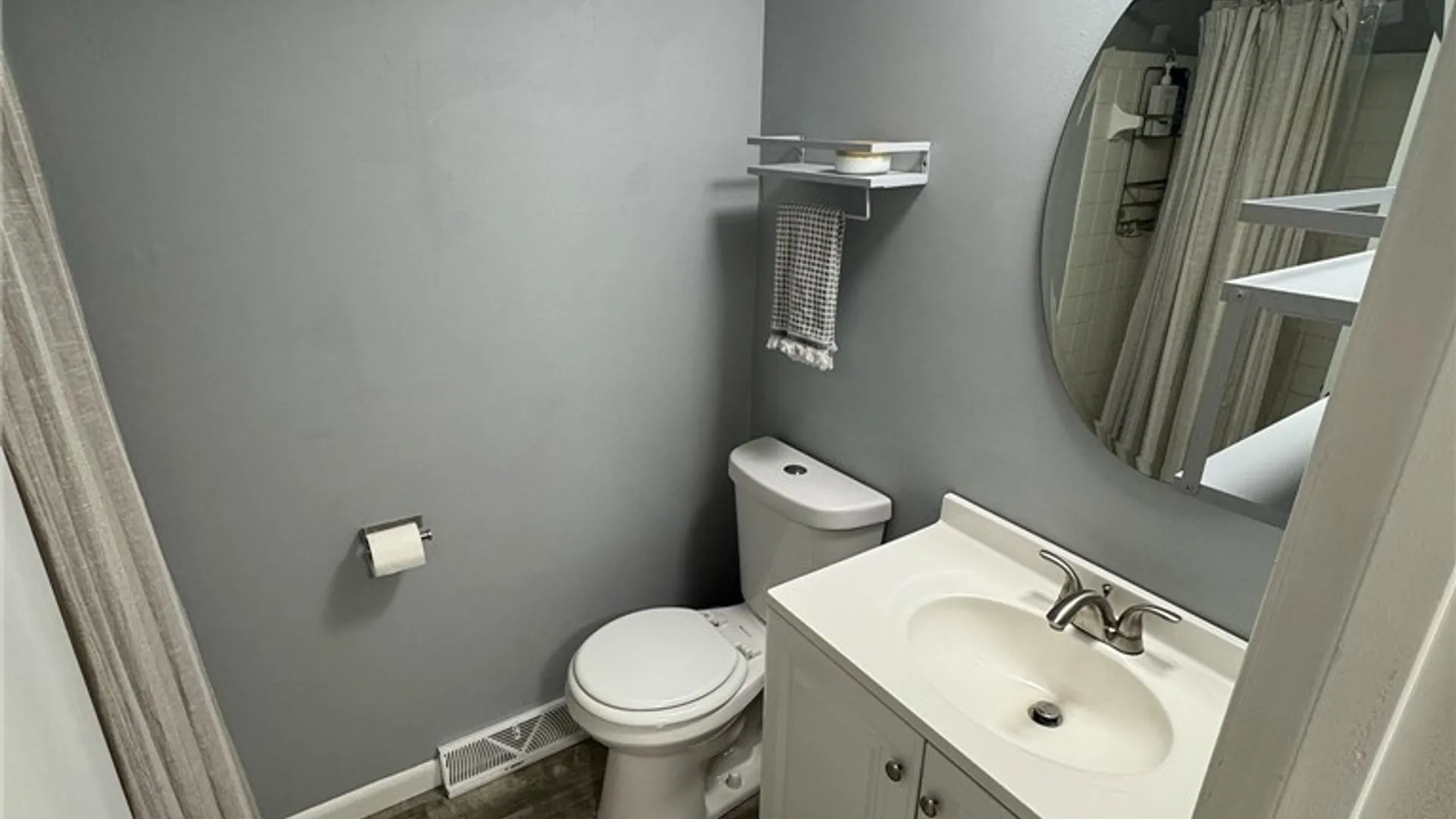 Property at 52 Parkview Court, Lancaster, NY 14086 28