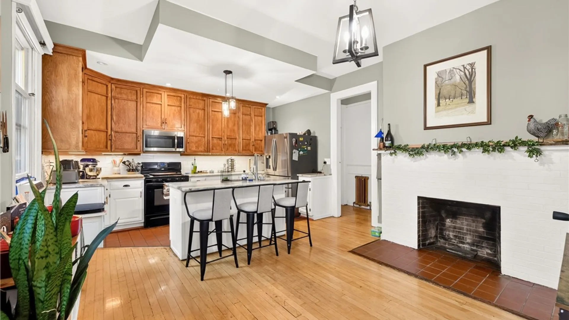 Property at 32-34 Strathallan Park, Rochester, NY 14607 7