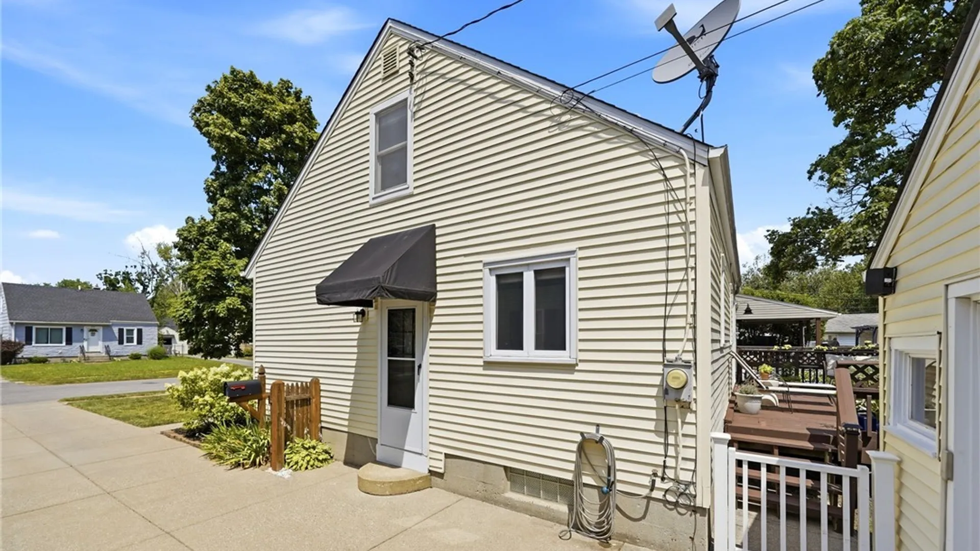 Property at 25 S Huxley Drive, Cheektowaga, NY 14225 40