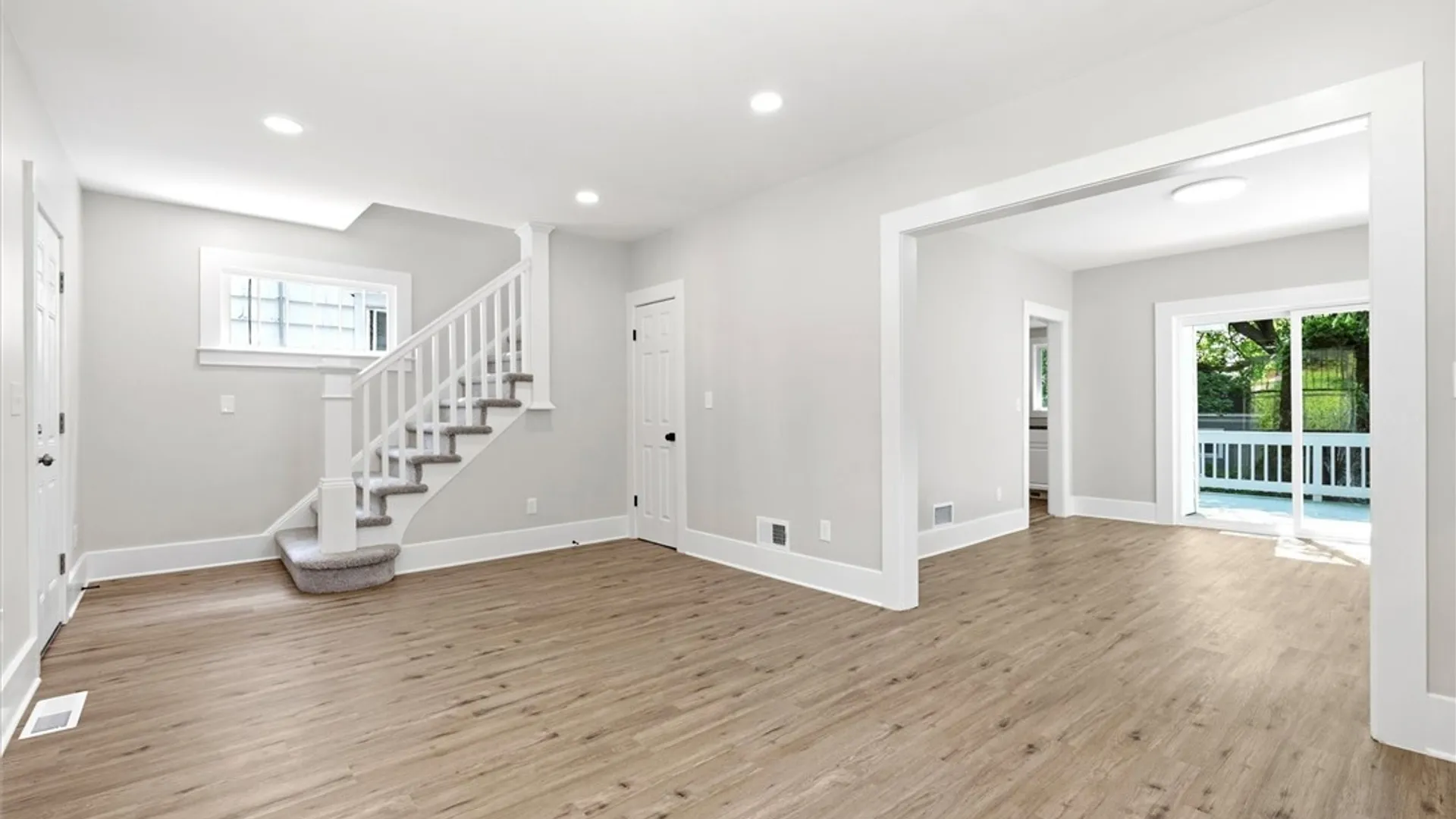 Property at 242 Rider Avenue, Syracuse, NY 13207 9