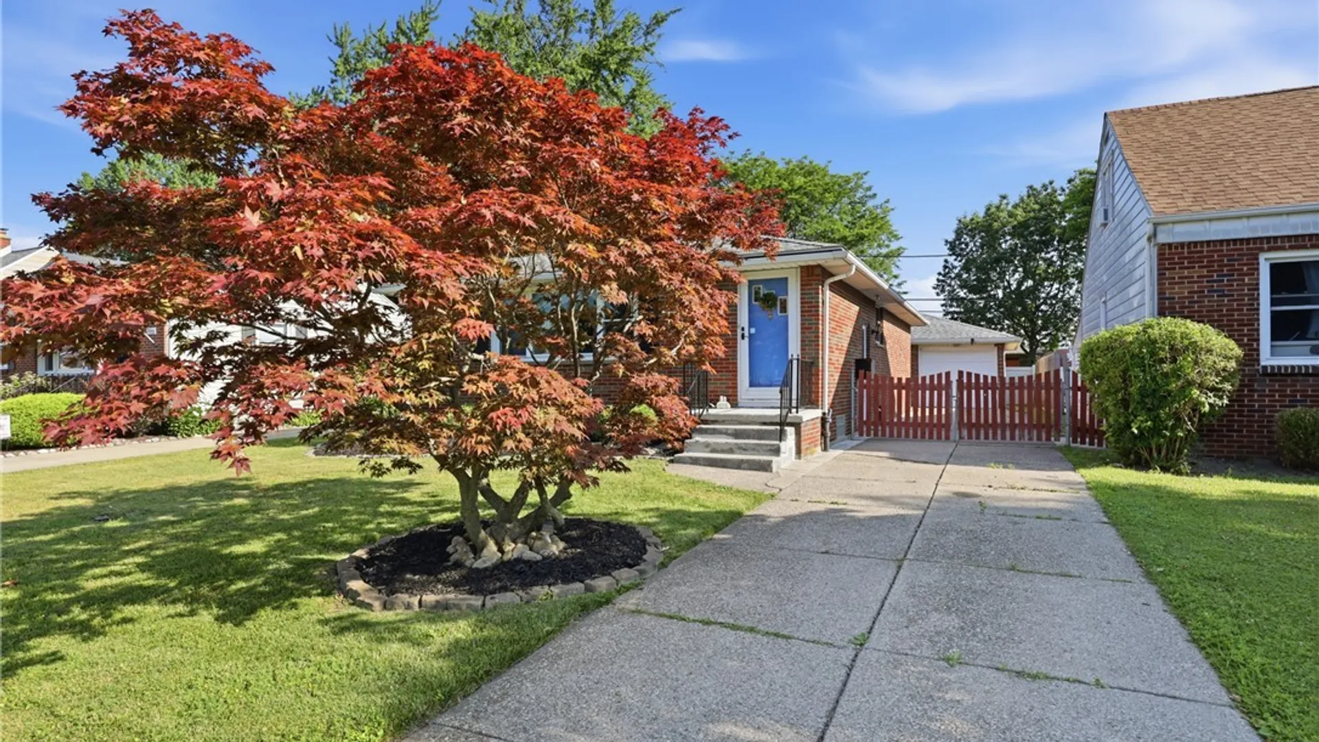 Property at 329 Lamont Drive, Amherst, NY 14226 4