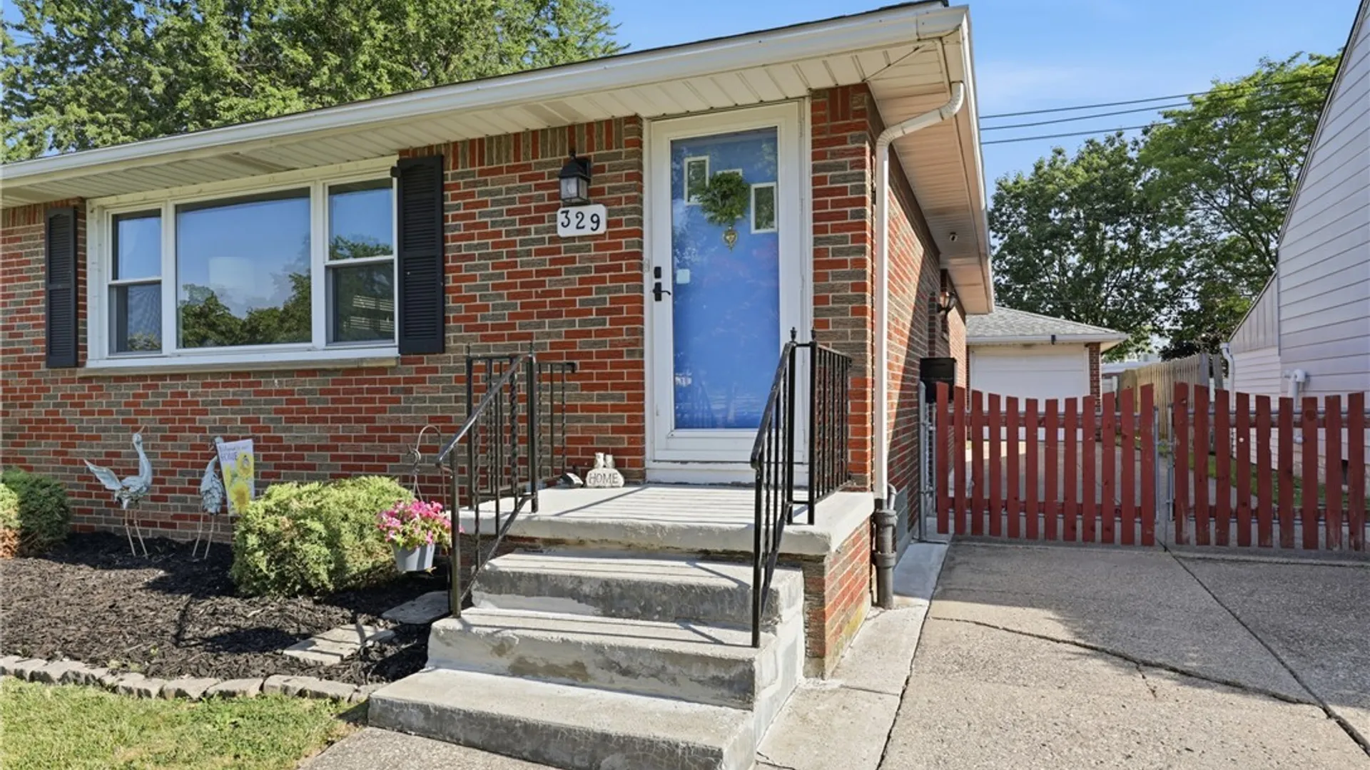 Property at 329 Lamont Drive, Amherst, NY 14226 5