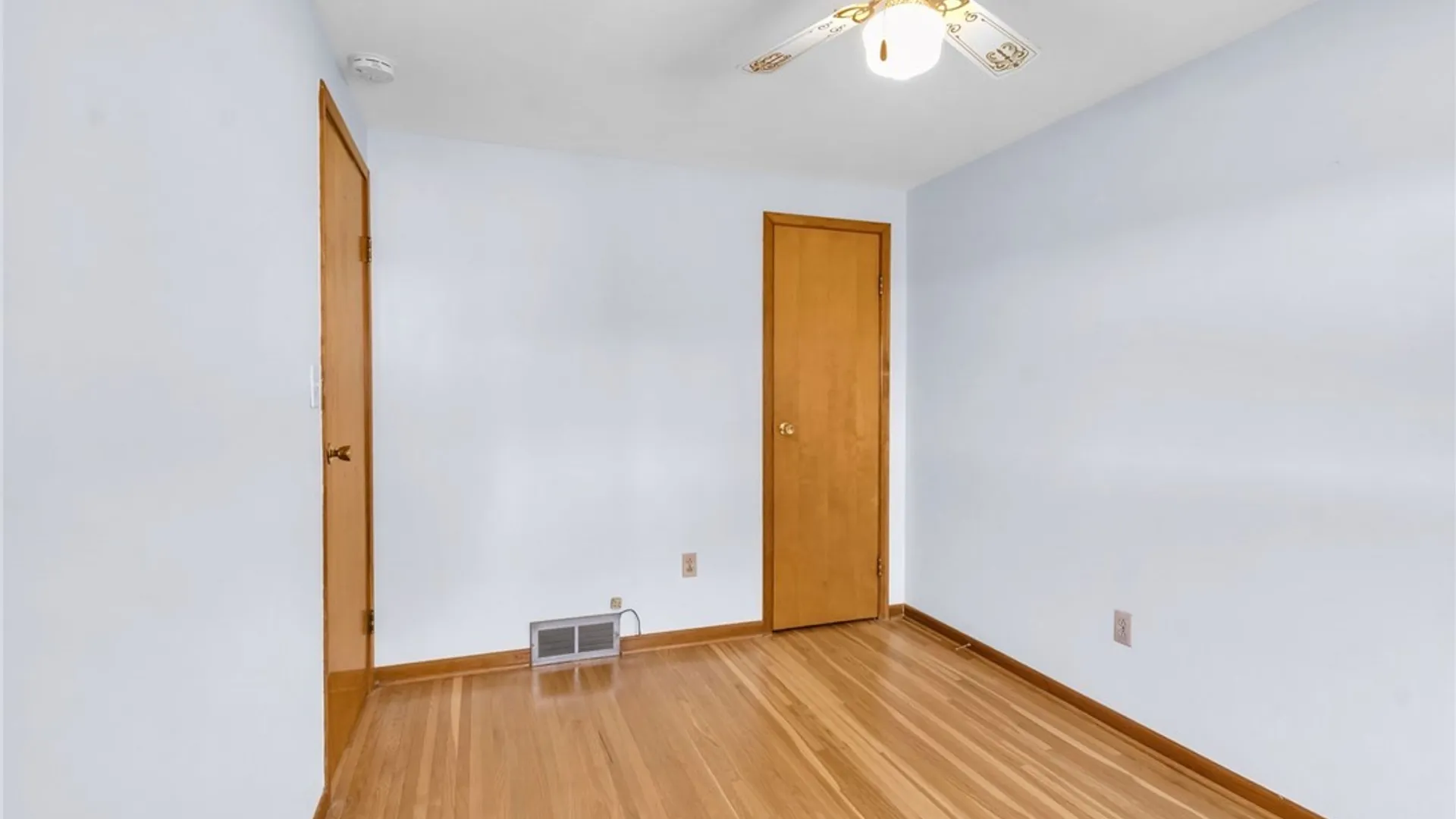 Property at 38 Wells Avenue, Cheektowaga, NY 14227 18