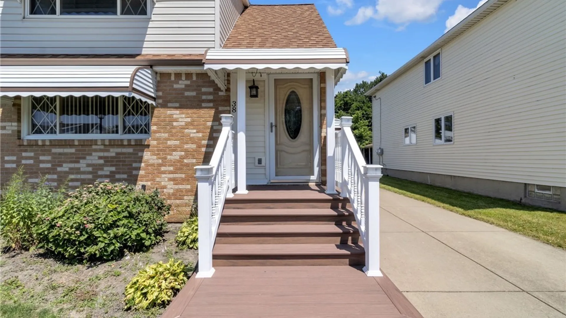 Property at 38 Wells Avenue, Cheektowaga, NY 14227 4