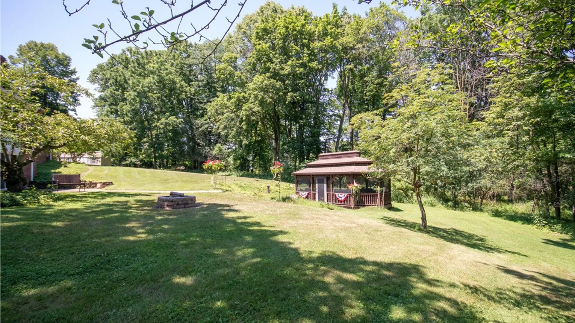 Property at 1201 Summit Dr, Arcadia, NY 14513 9