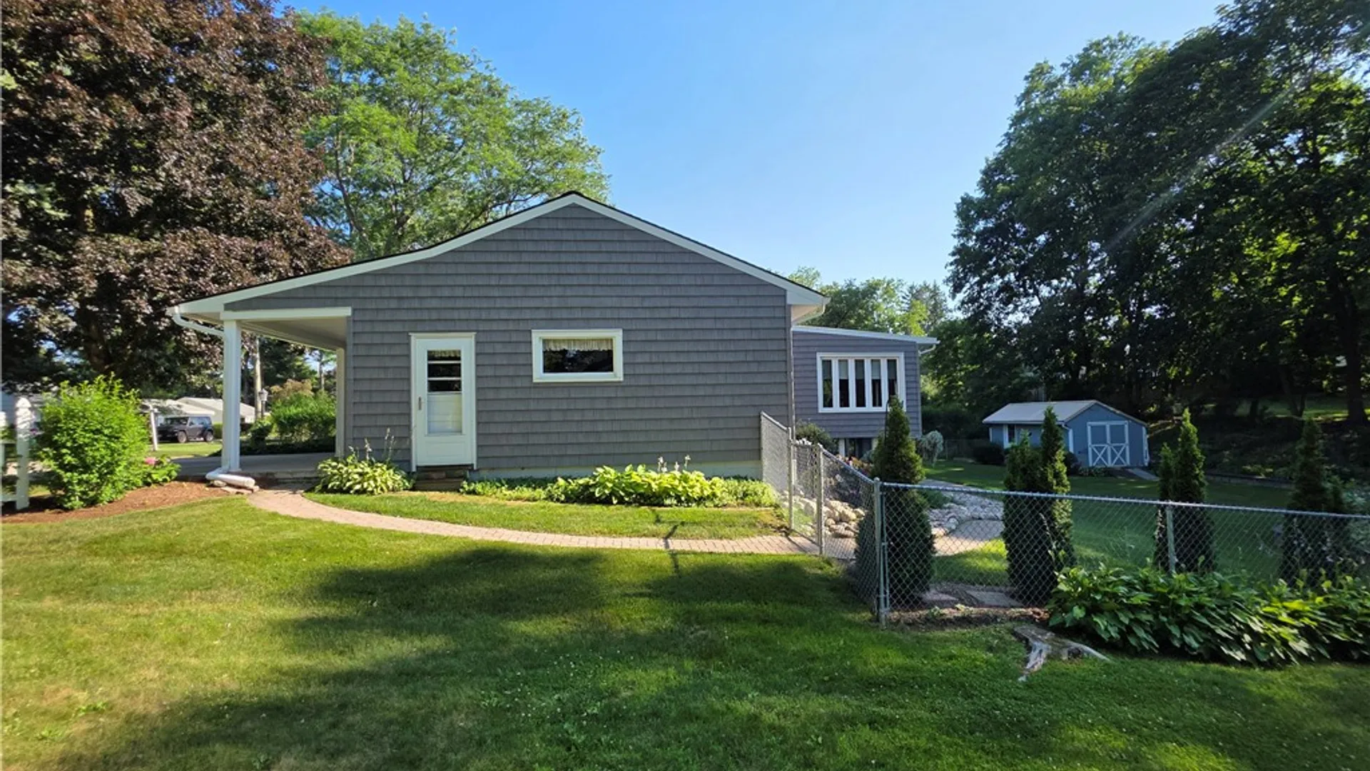 Property at 7 Locust Street, Bath, NY 14810 3