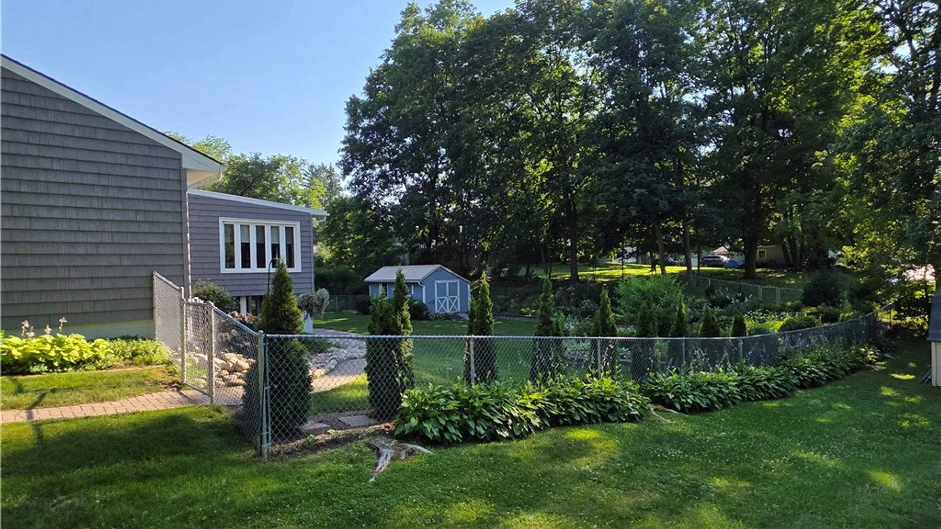 Property at 7 Locust Street, Bath, NY 14810 4
