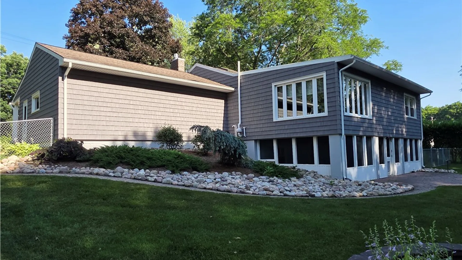 Property at 7 Locust Street, Bath, NY 14810 5