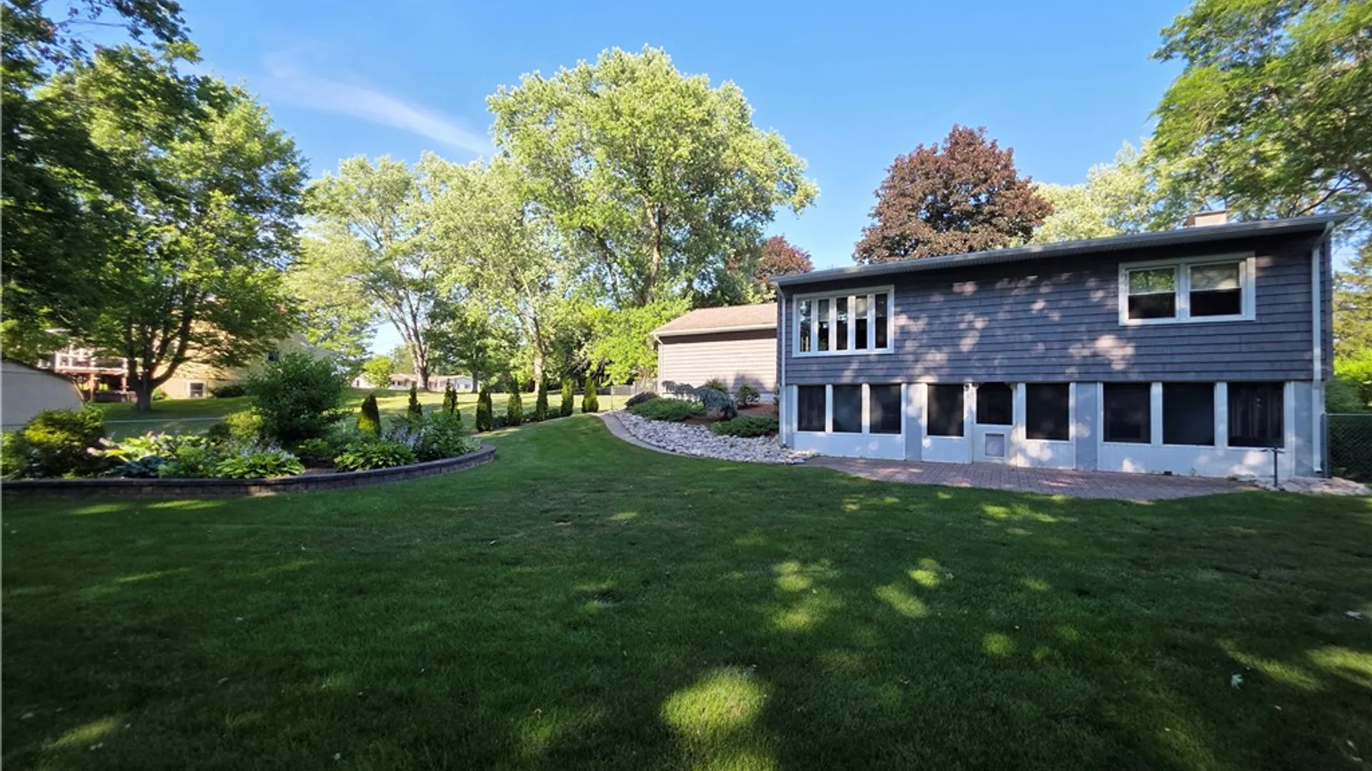 Property at 7 Locust Street, Bath, NY 14810 7