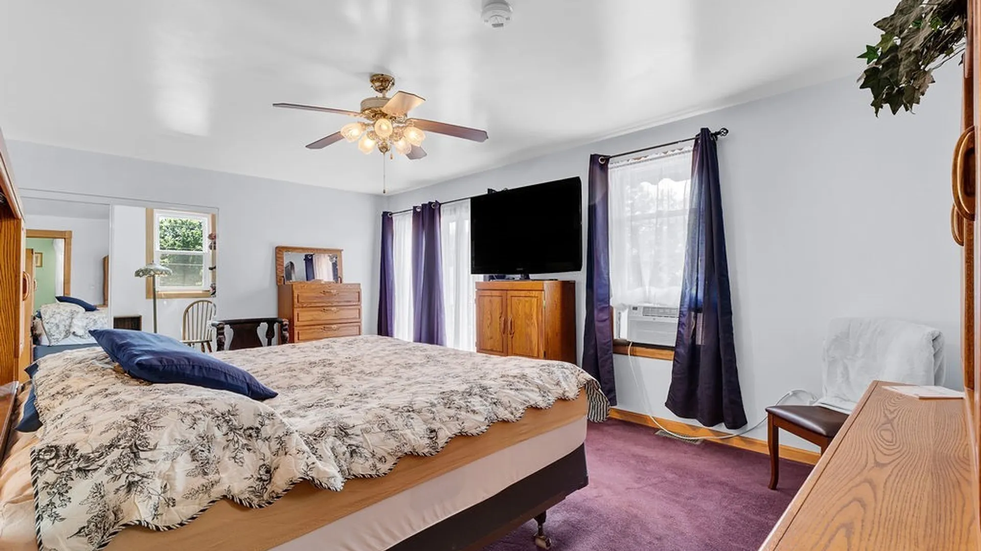 Property at 4015 Mapleton Road, Wheatfield, NY 14120 12