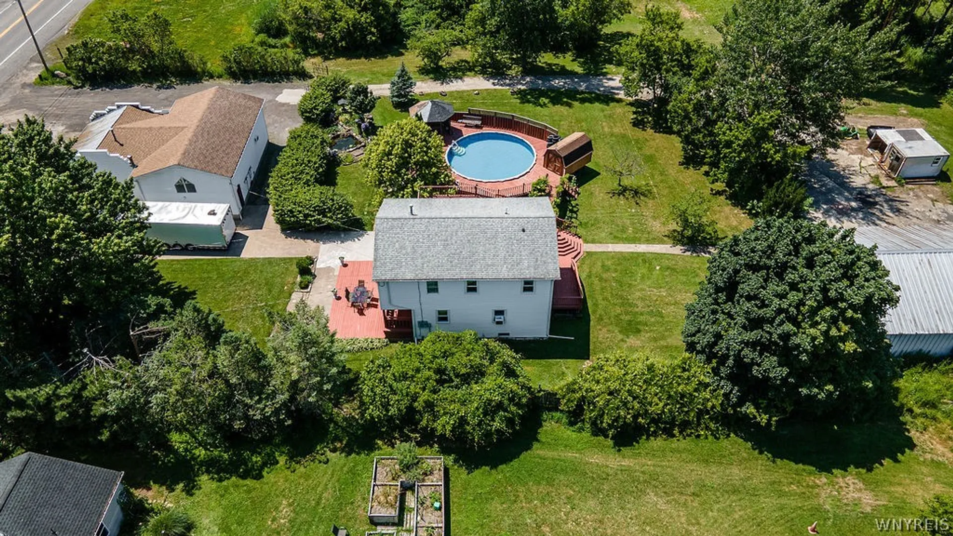 Property at 4015 Mapleton Road, Wheatfield, NY 14120 30