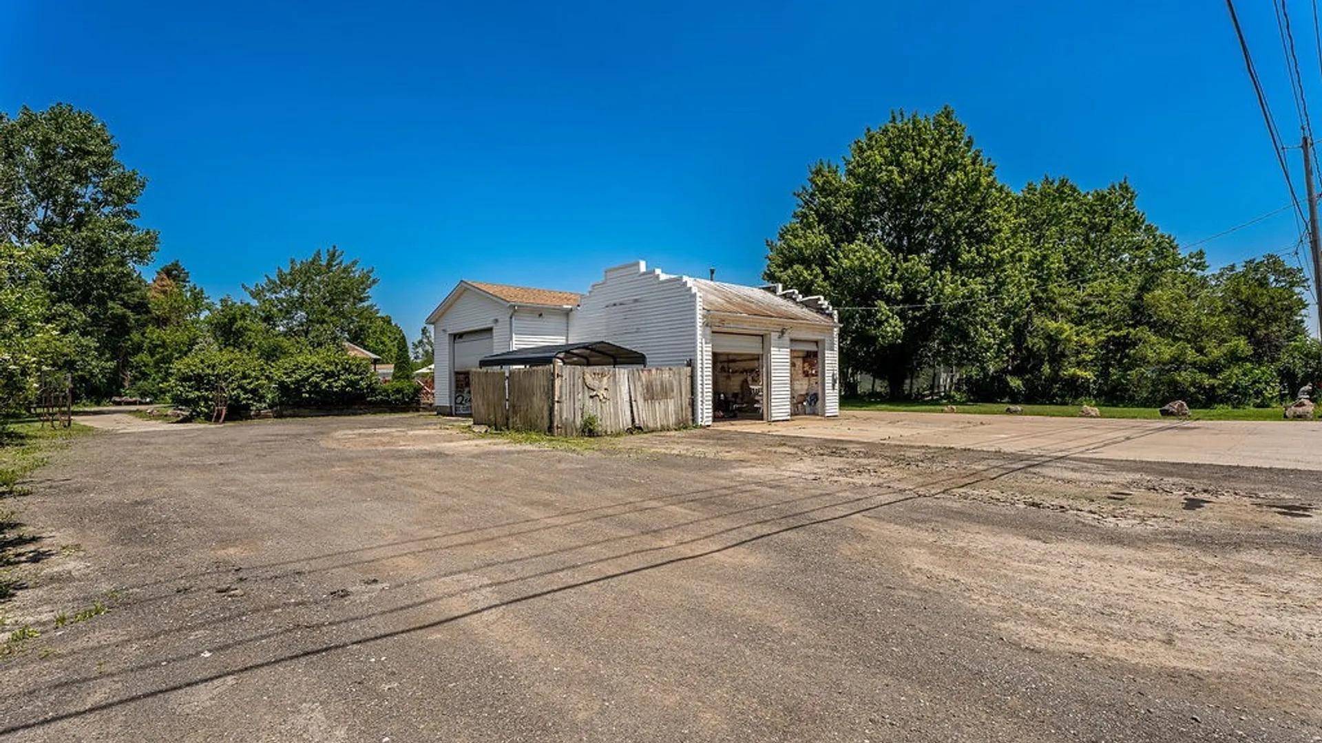Property at 4015 Mapleton Road, Wheatfield, NY 14120 33