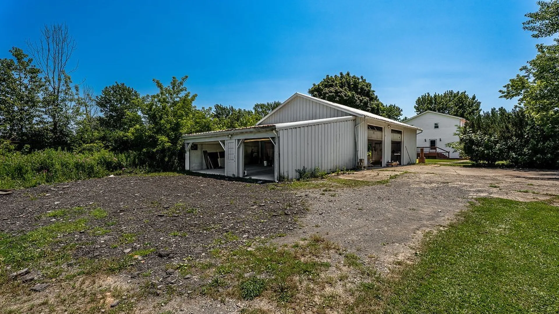 Property at 4015 Mapleton Road, Wheatfield, NY 14120 42