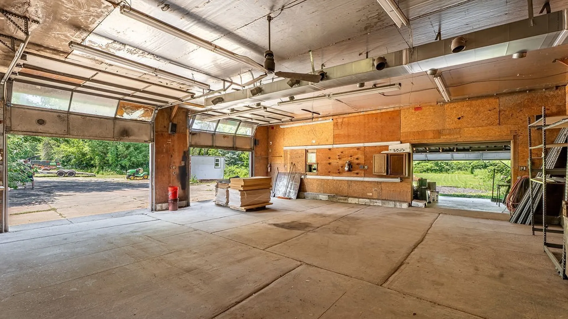 Property at 4015 Mapleton Road, Wheatfield, NY 14120 46