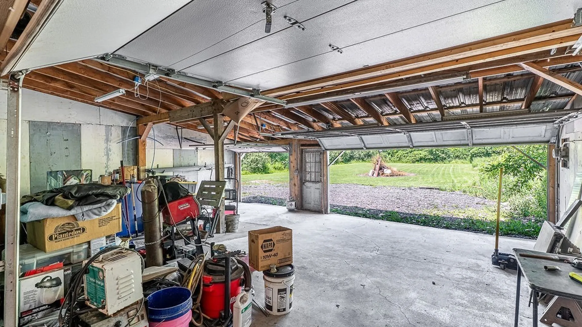 Property at 4015 Mapleton Road, Wheatfield, NY 14120 47