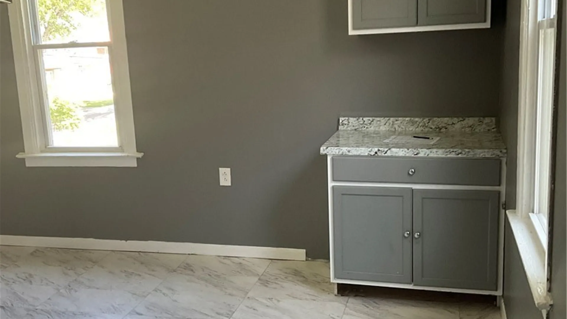 Property at 44 Aldrich Place, Buffalo, NY 14220 8