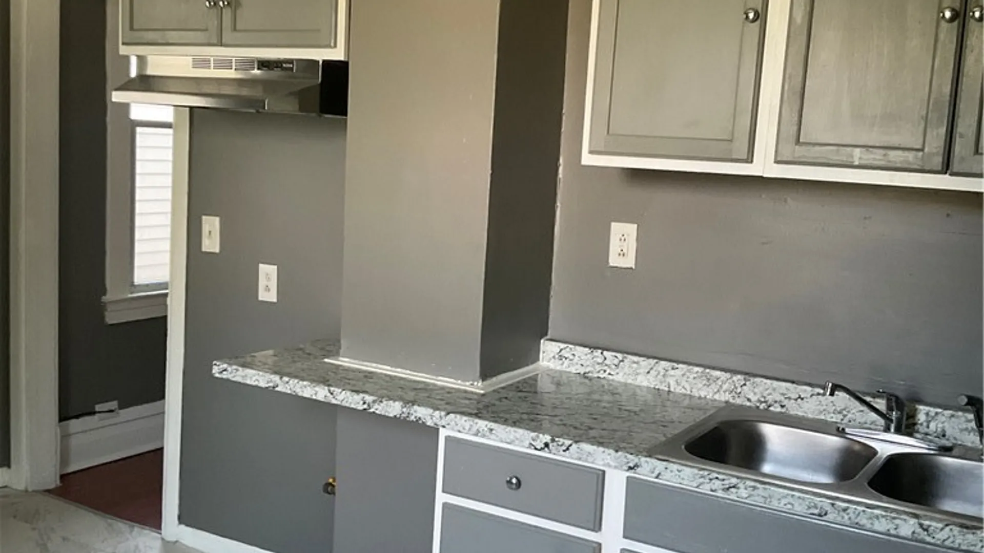 Property at 44 Aldrich Place, Buffalo, NY 14220 9