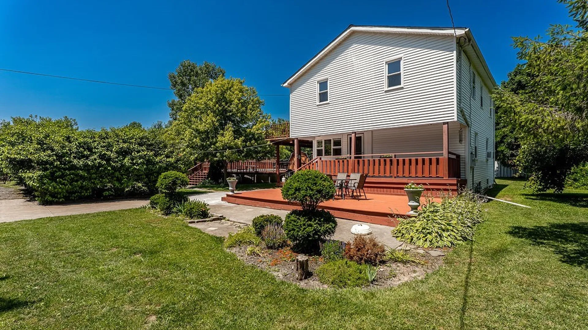 Property at 4015 Mapleton Road, Wheatfield, NY 14120 26