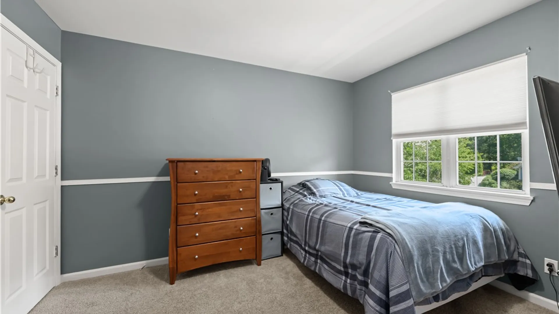 Property at 16 Wisteria Lane, Irondequoit, NY 14617 23