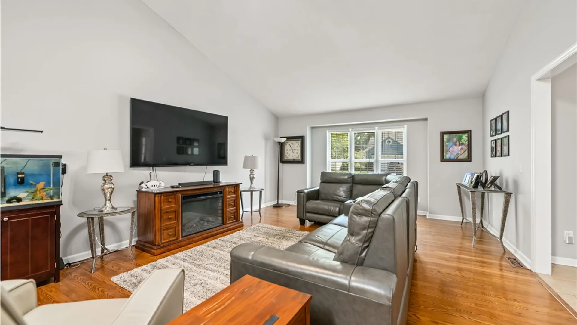 Property at 16 Wisteria Lane, Irondequoit, NY 14617 5