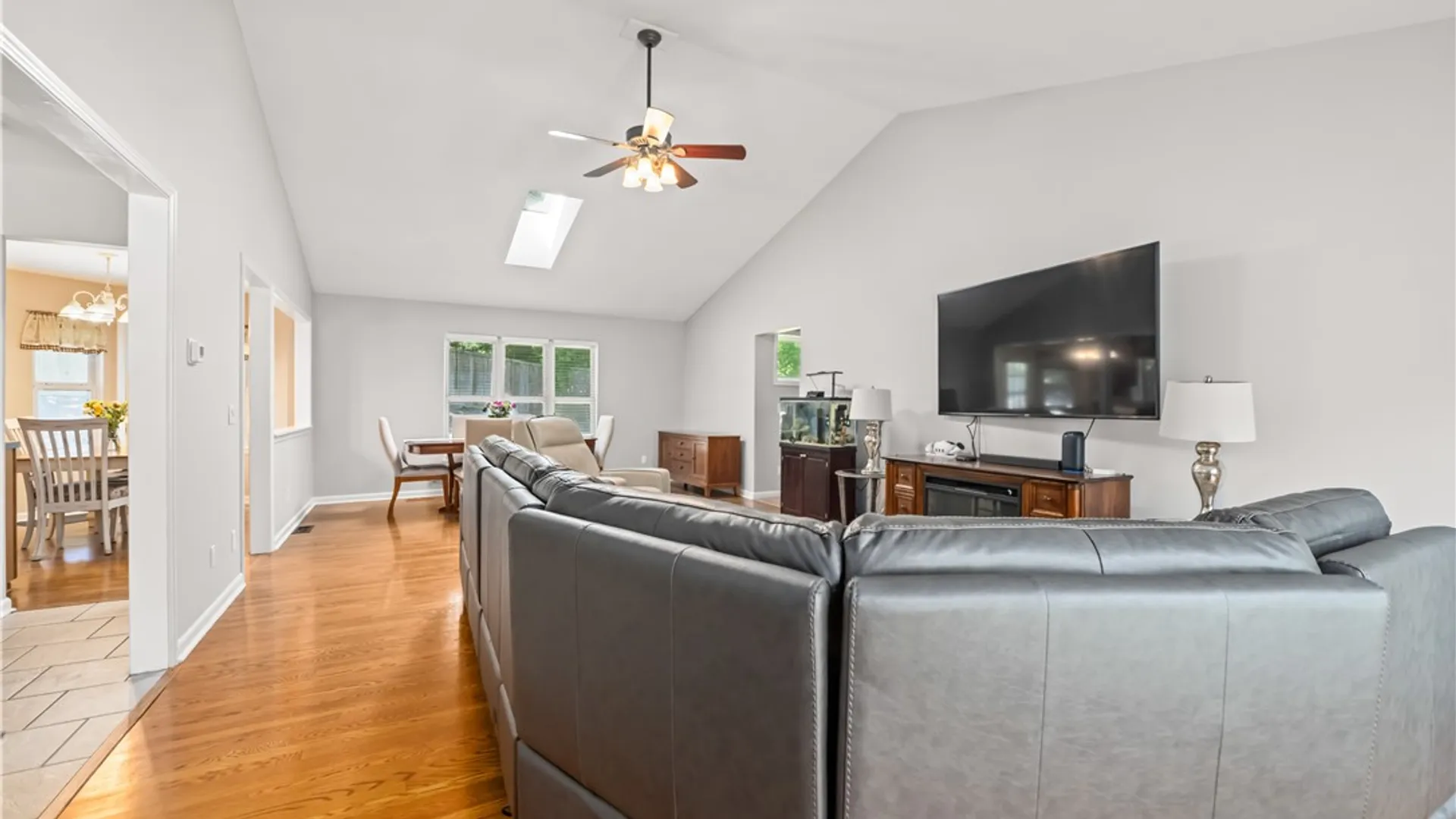 Property at 16 Wisteria Lane, Irondequoit, NY 14617 6