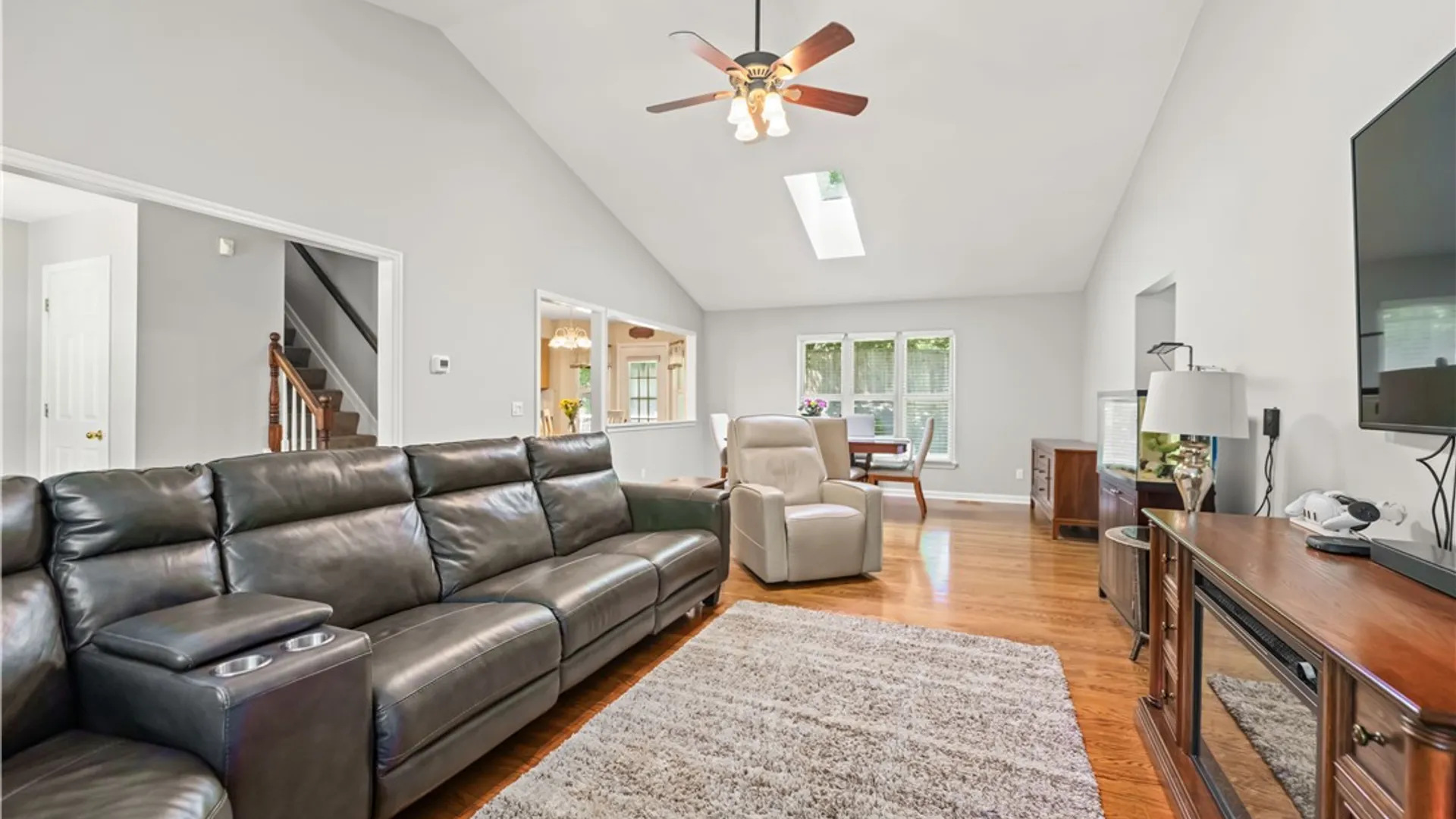 Property at 16 Wisteria Lane, Irondequoit, NY 14617 7
