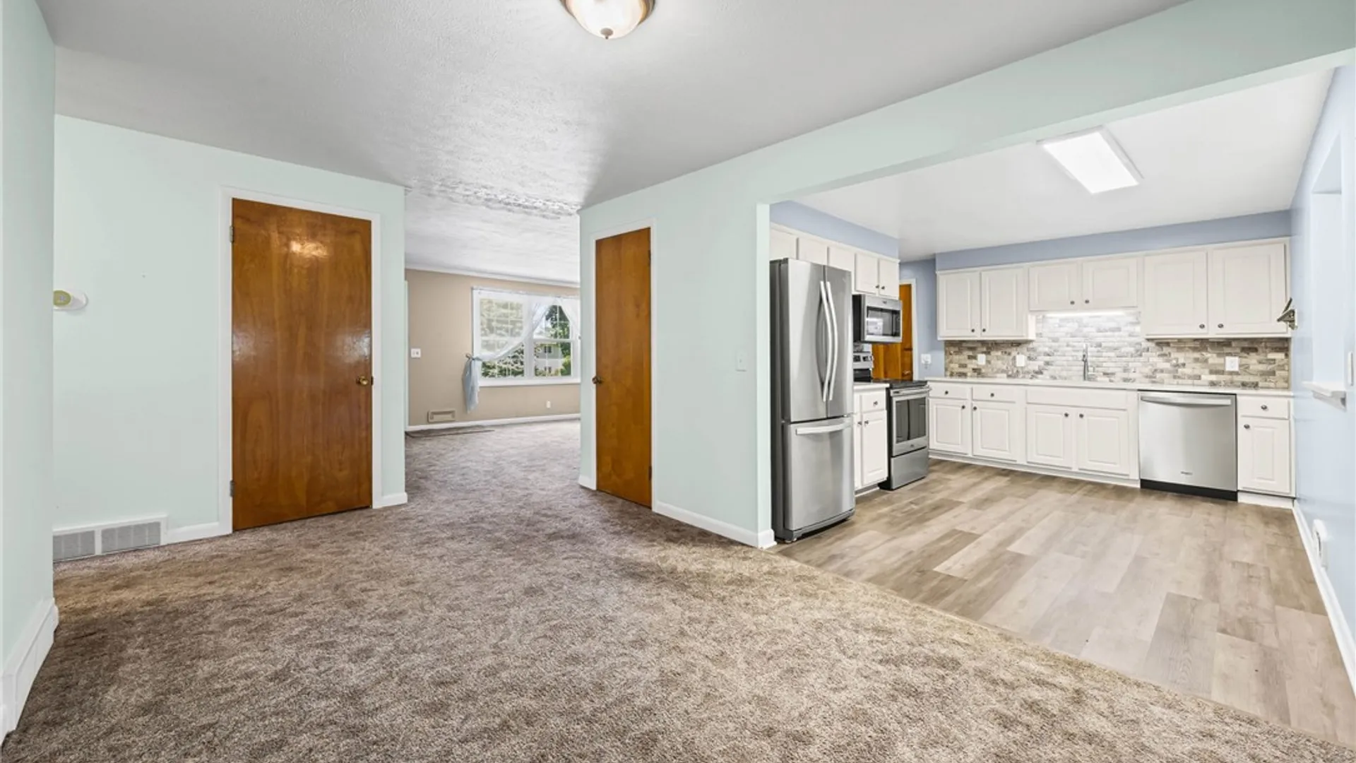 Property at 221 Meadowbriar Road, Greece, NY 14616 10