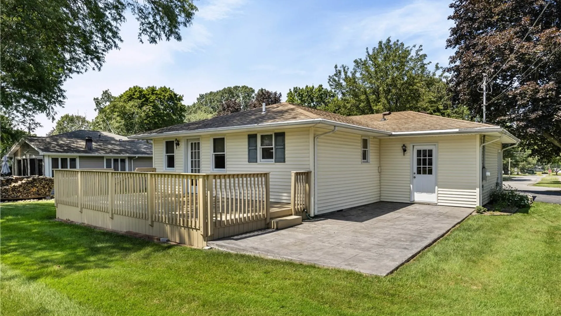 Property at 221 Meadowbriar Road, Greece, NY 14616 49